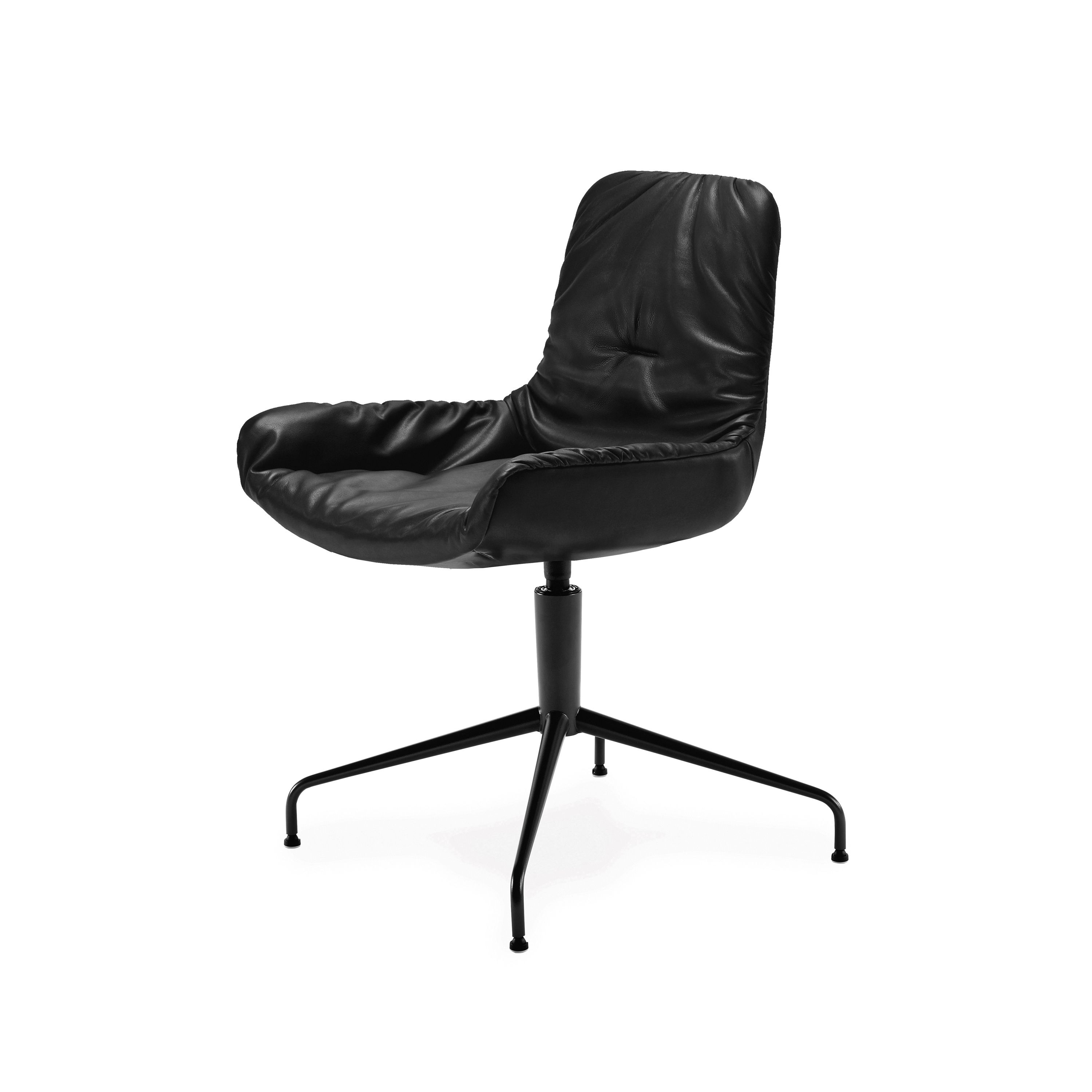 Leya | Armchair Low with trestle leg