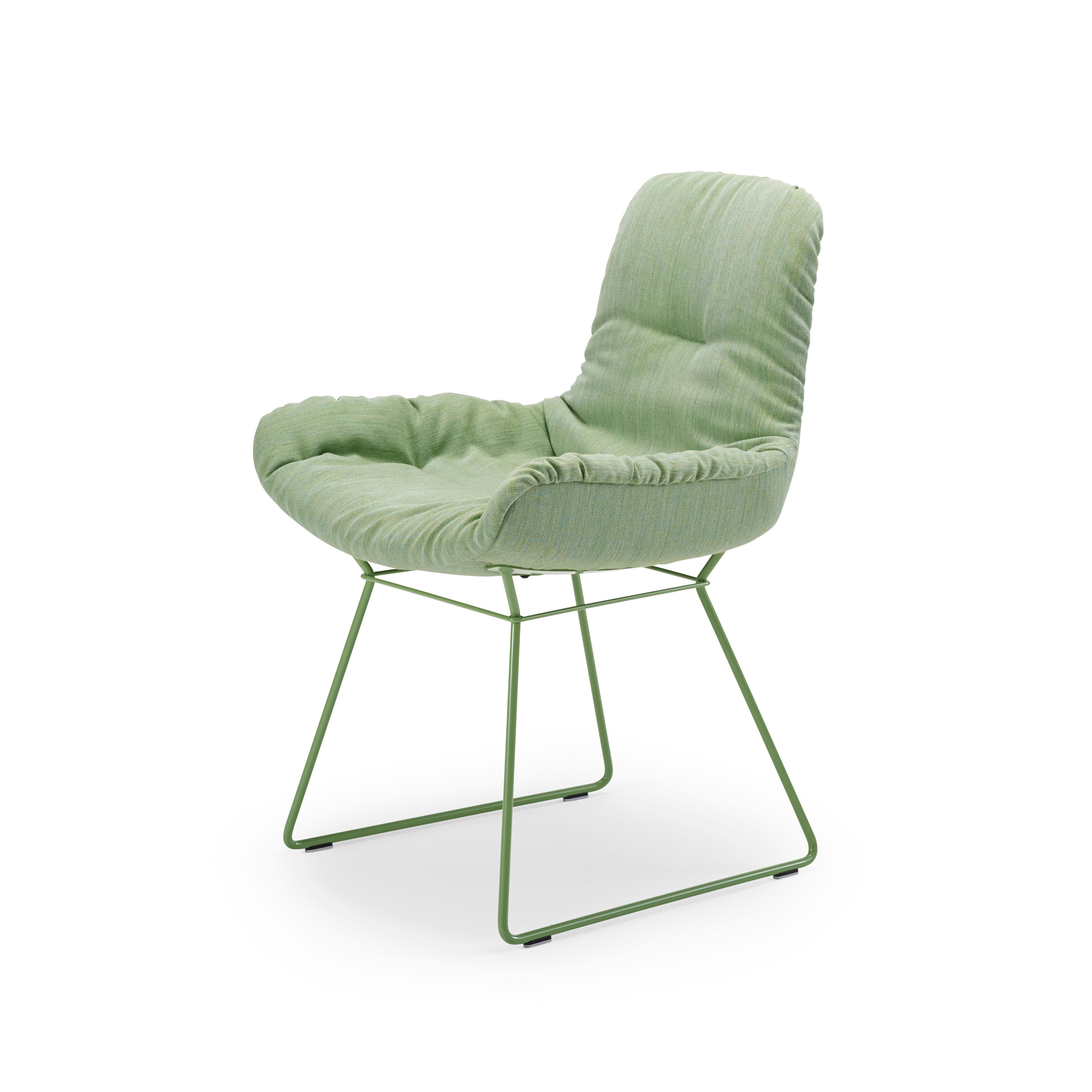 Display product Leya | Armchair Low with wire frame from manufacturer FREIFRAU MANUFAKTUR