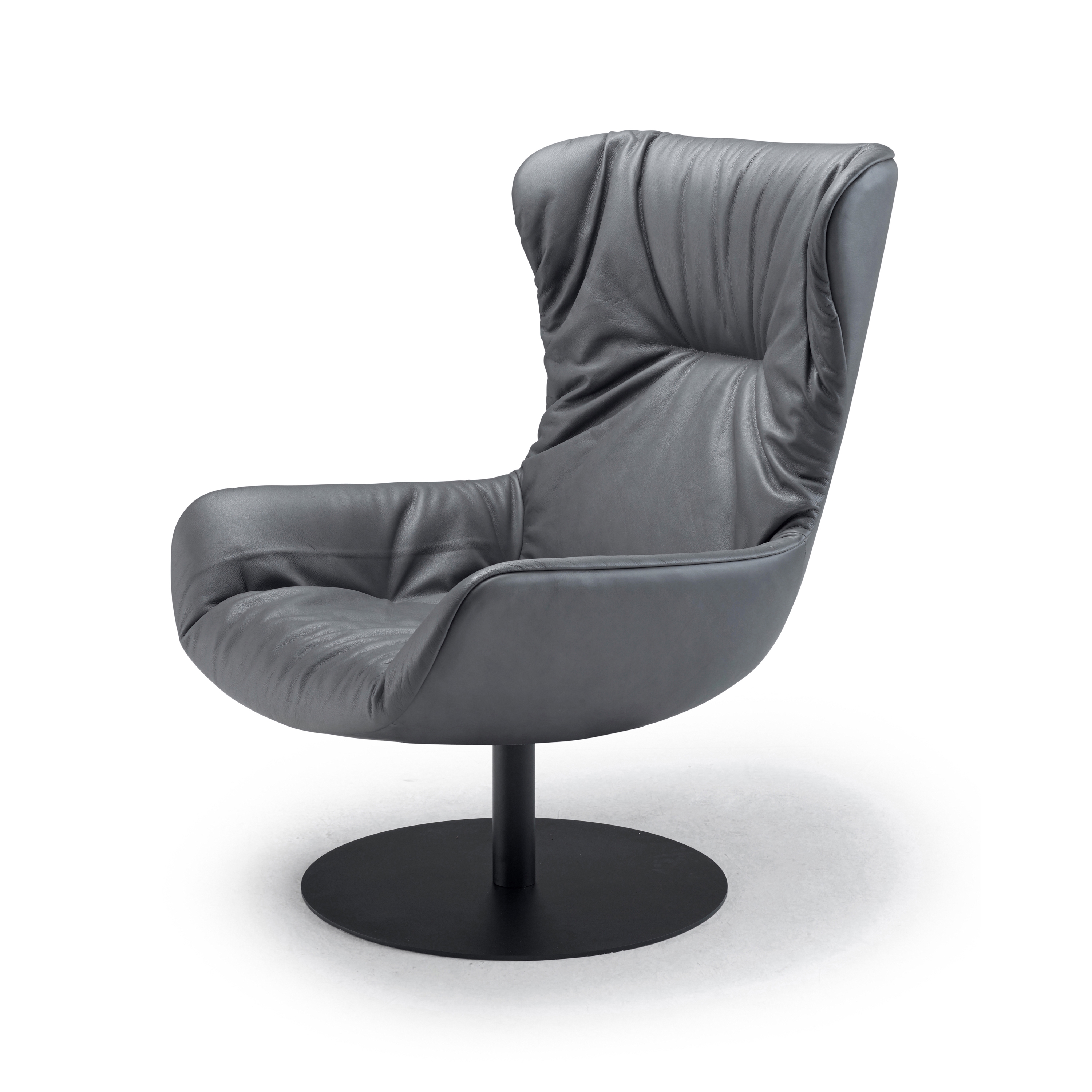 Produkt Leya | Wingback Chair mit Tellerfuß des Herstellers FREIFRAU MANUFAKTUR anzeigen