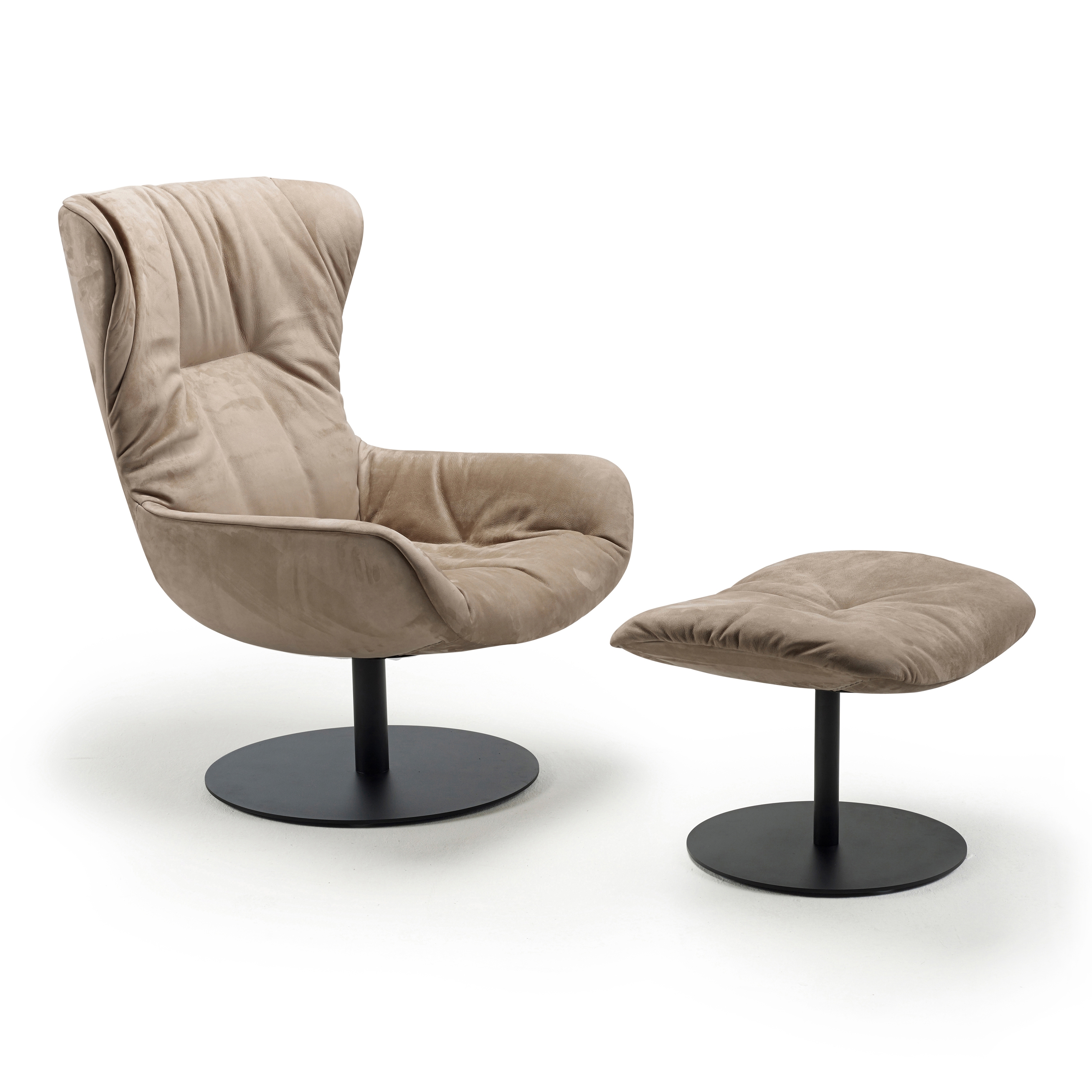 Display product Leya | Wingback Chair with central leg & Ottoman from manufacturer FREIFRAU MANUFAKTUR