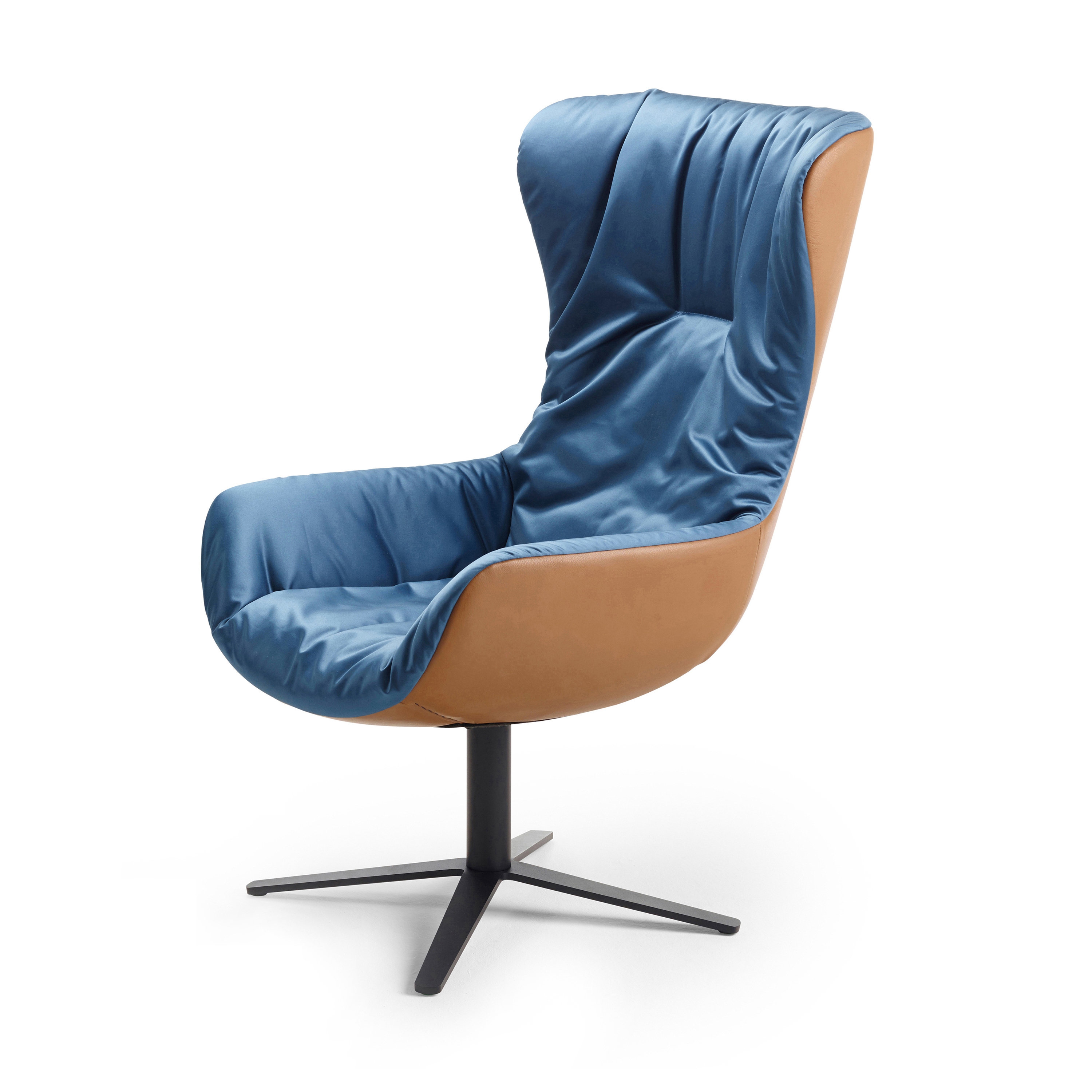 Display product Leya | Wingback Chair with x-base-frame from manufacturer FREIFRAU MANUFAKTUR