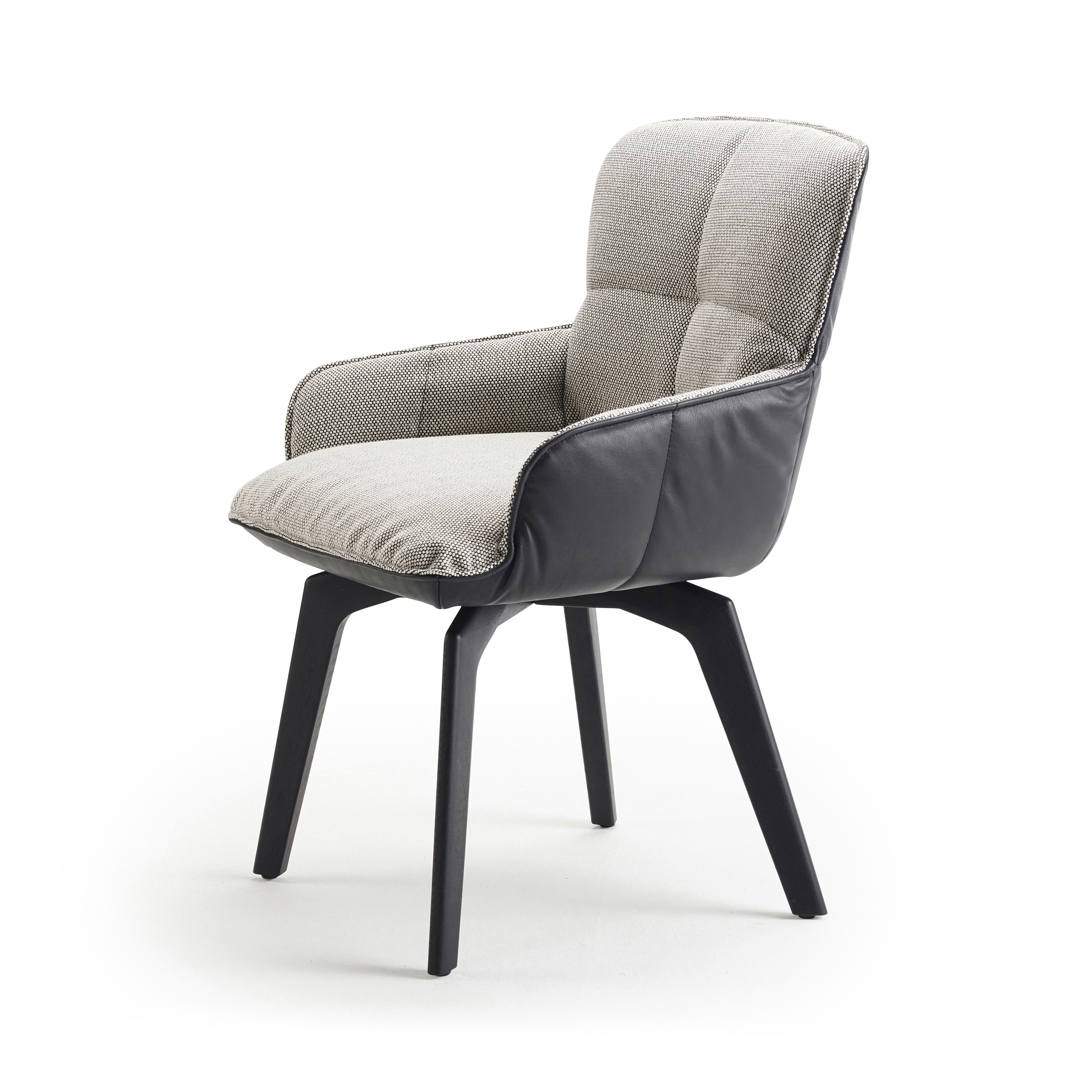 Marla | Armchair Low with wooden frame