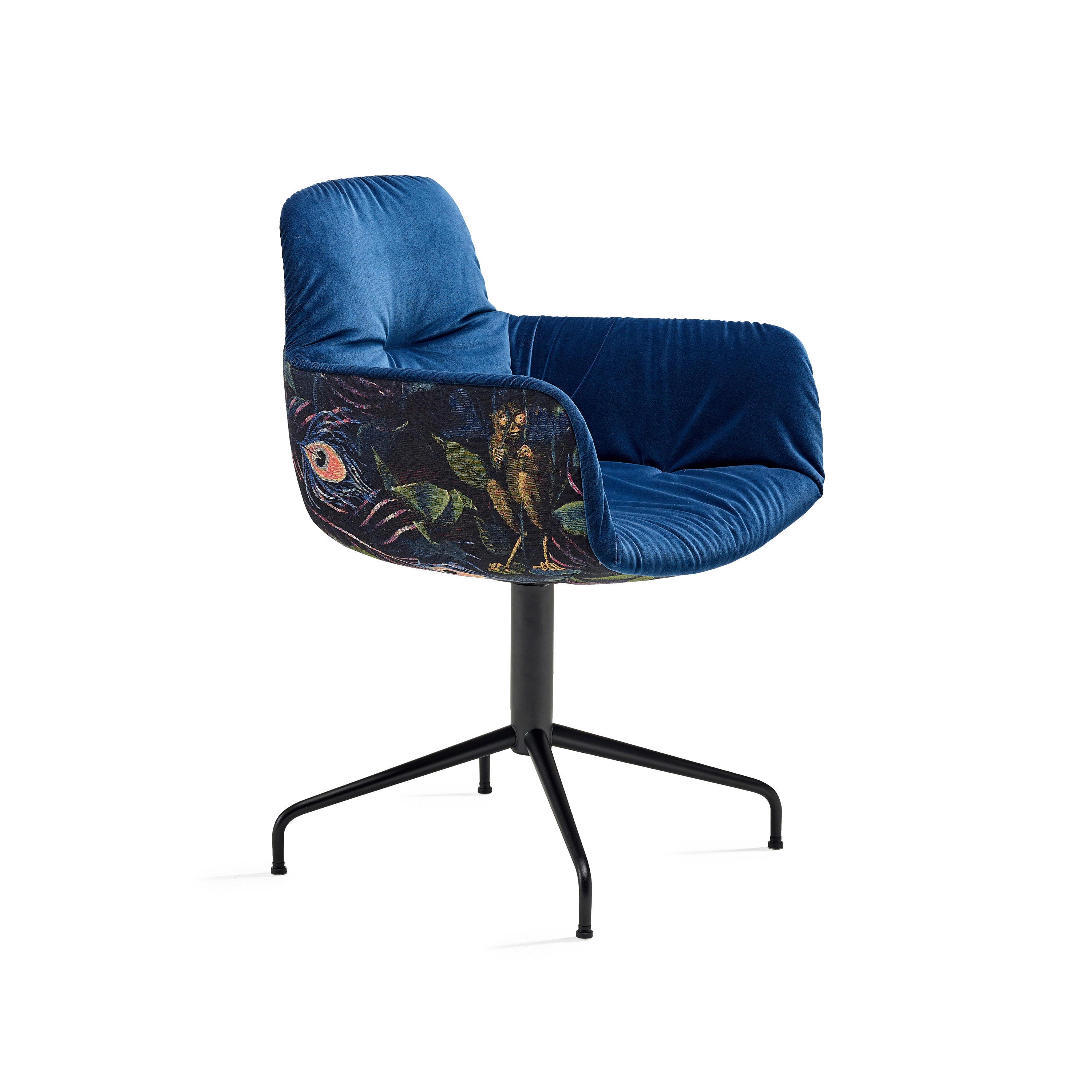 Display product Leya | Armchair High with trestle leg from manufacturer FREIFRAU MANUFAKTUR