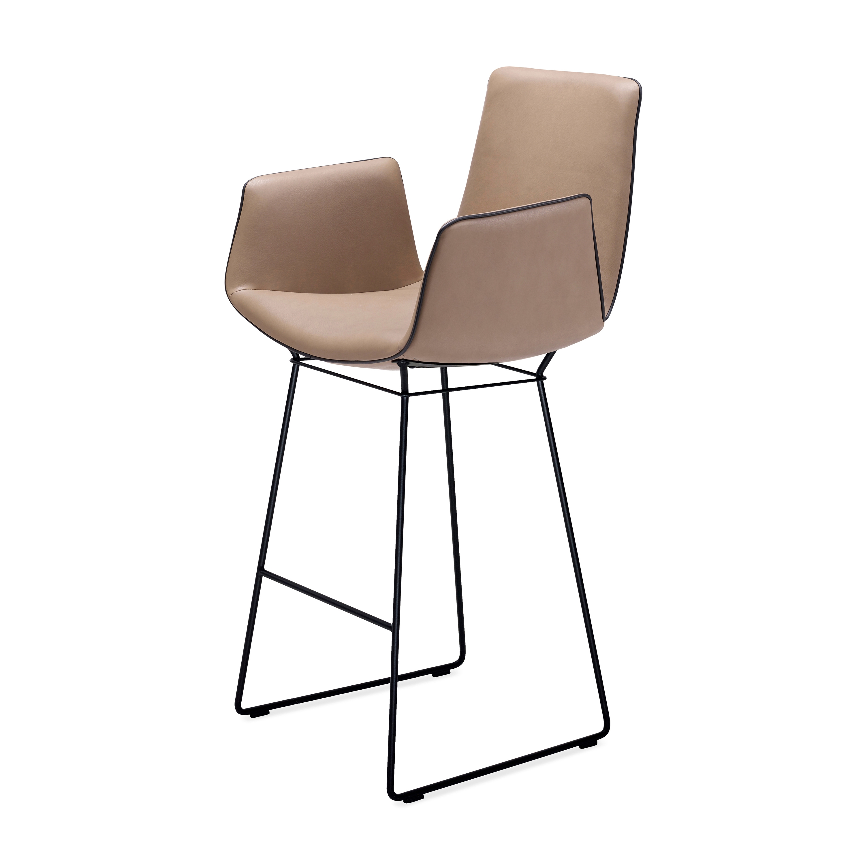 Mostrar el producto Amelie | Counter Armchair High del fabricante FREIFRAU MANUFAKTUR