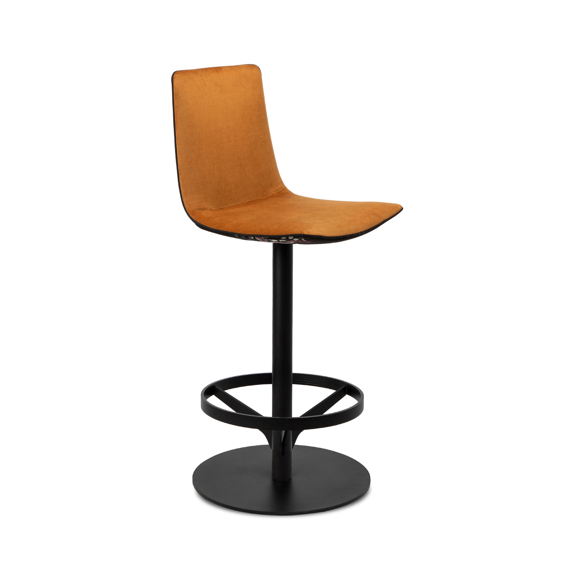 Produkt Amelie | Kitchen Chair mit Tellerfuß des Herstellers FREIFRAU MANUFAKTUR anzeigen