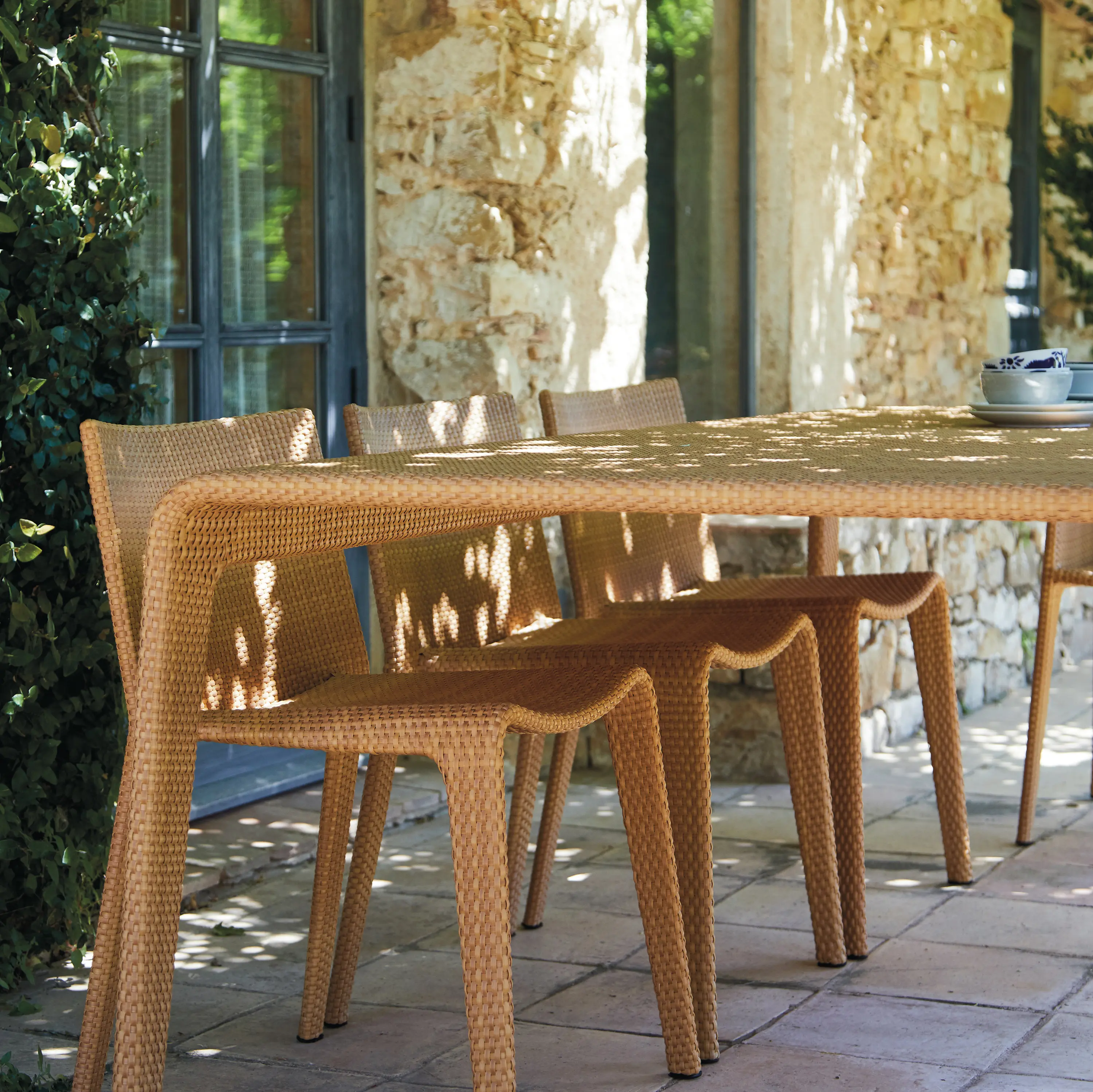 Point - U | Coffeetable