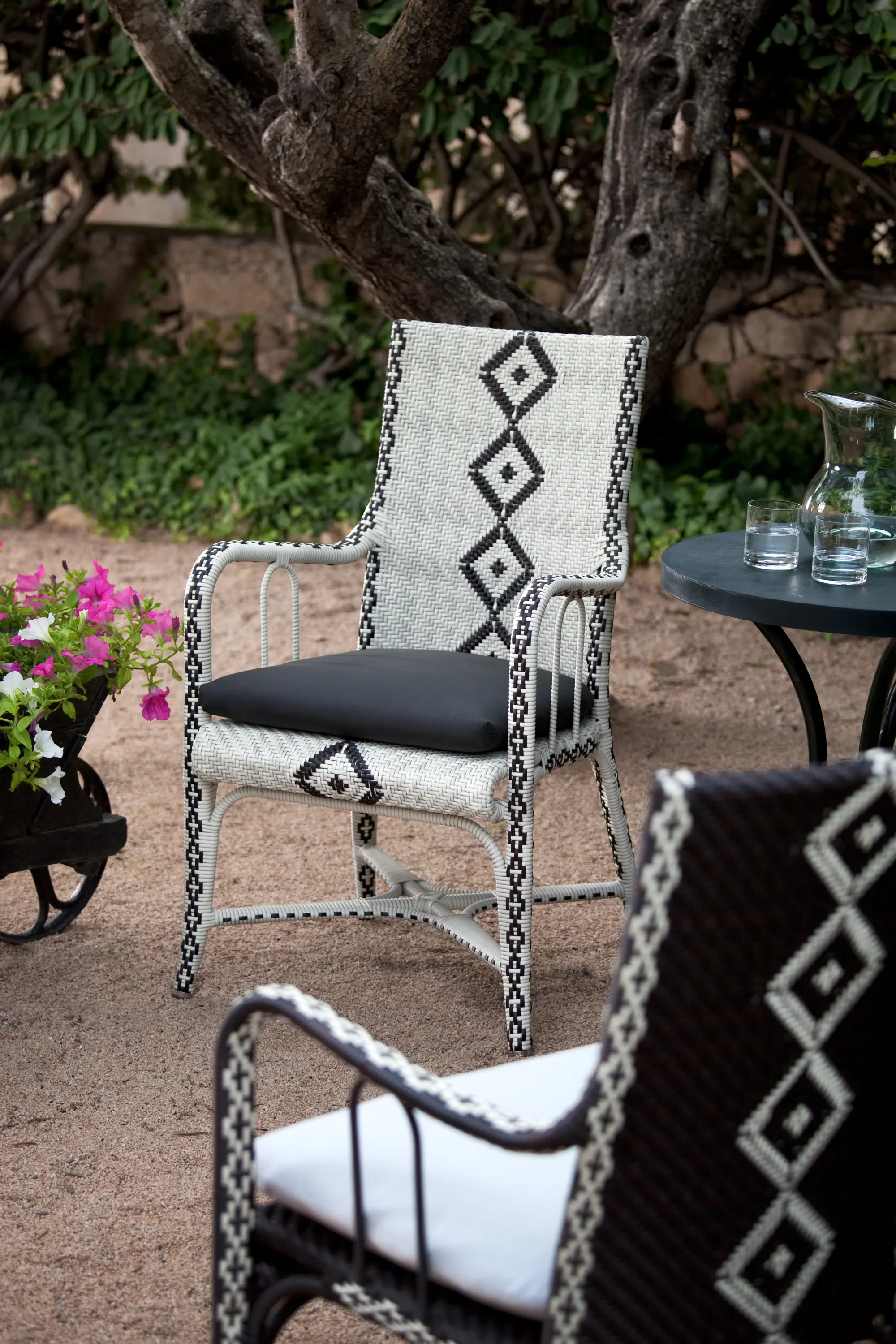 Point - Charleston | Armchair