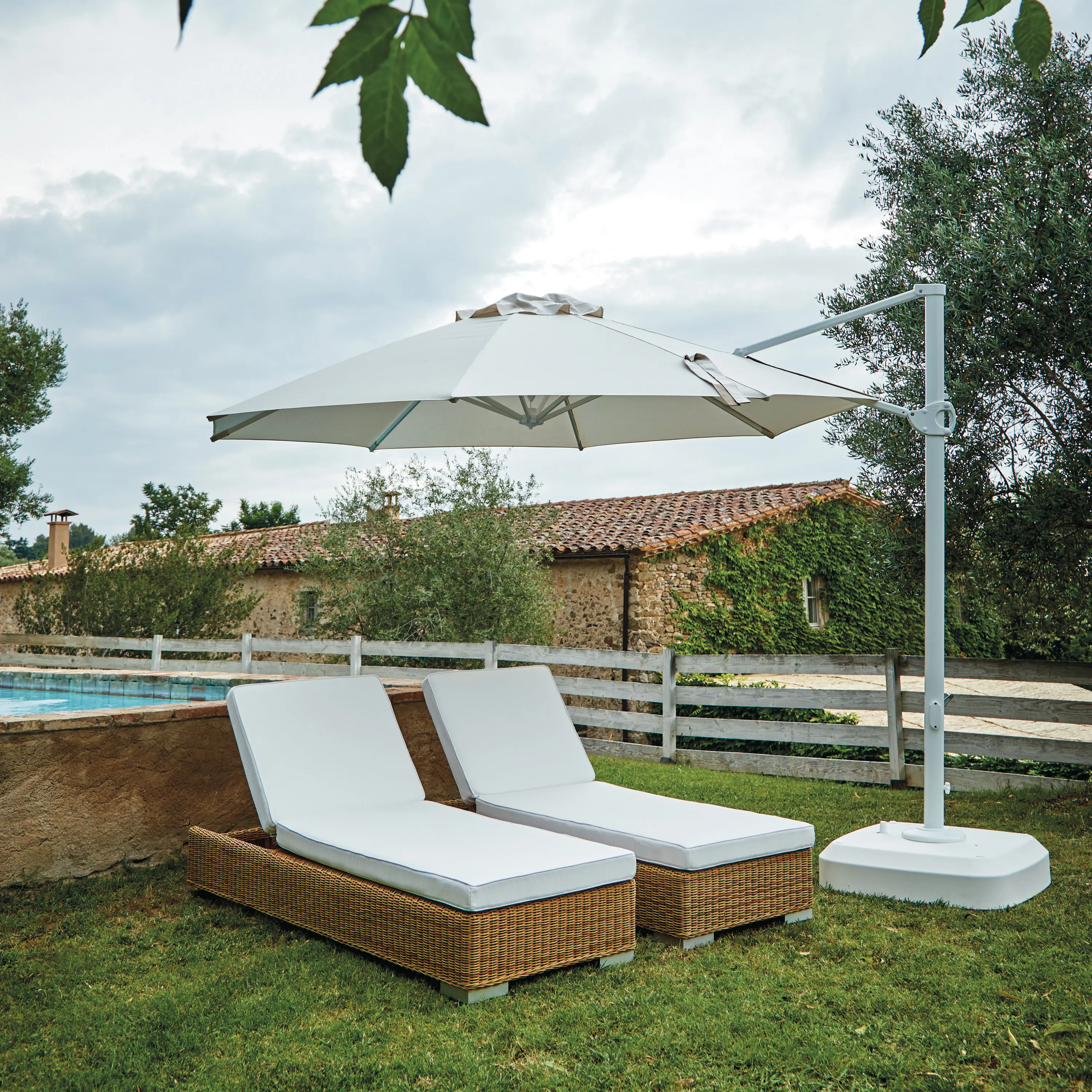 Point - Roma | Umbrella 250