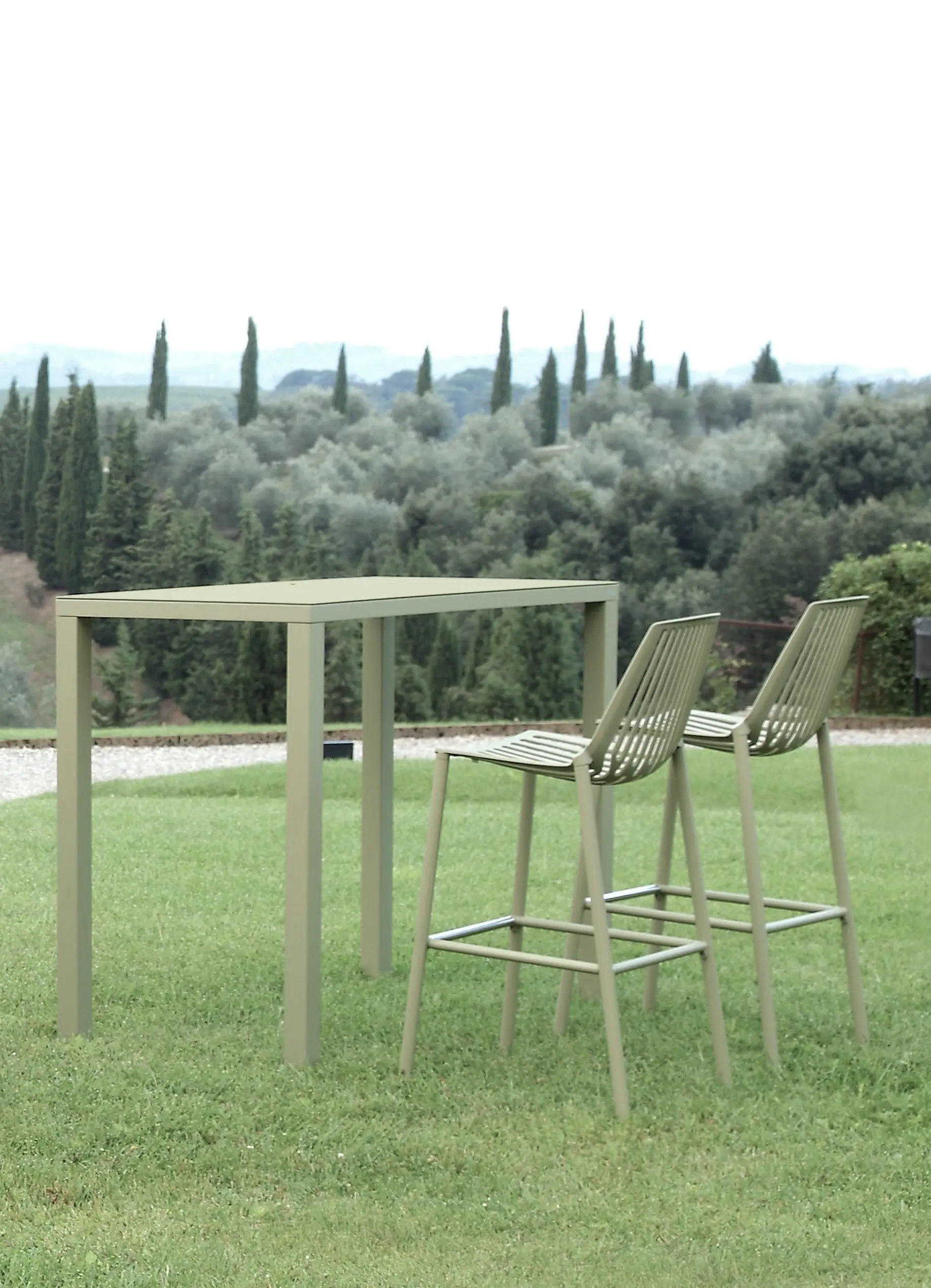 Fast - Omnia Selection - Rion chair with armrests