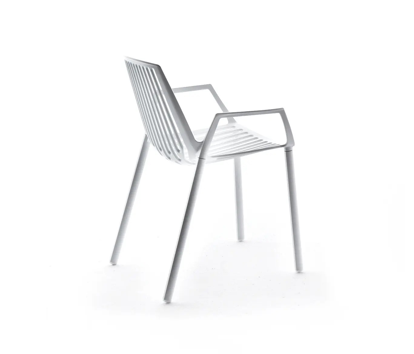 Fast - Omnia Selection - Rion chair with armrests