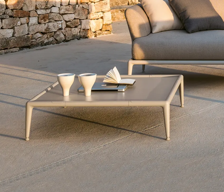 Fast - Joint low table
