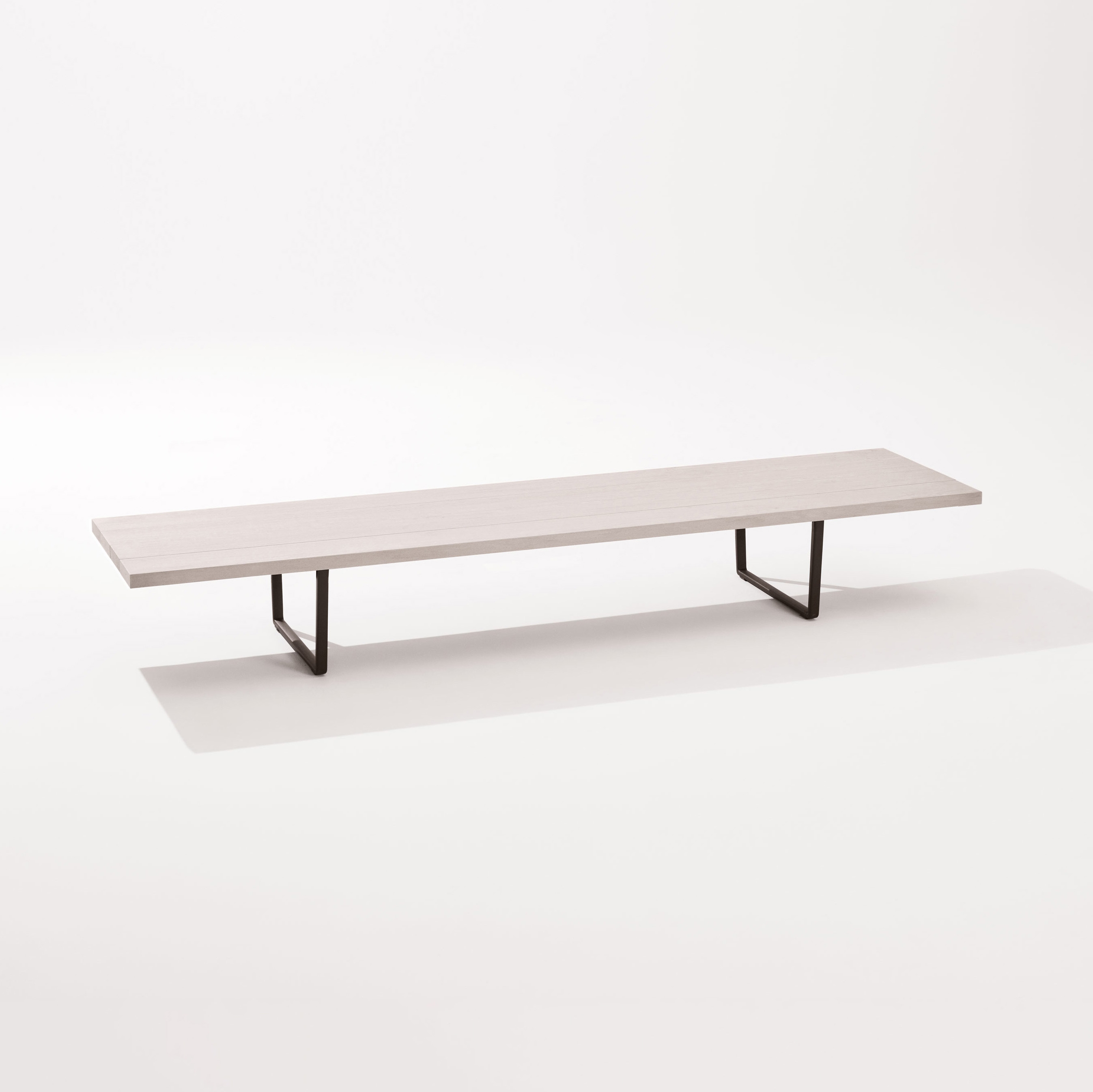 Display product Orizon low table from manufacturer Fast