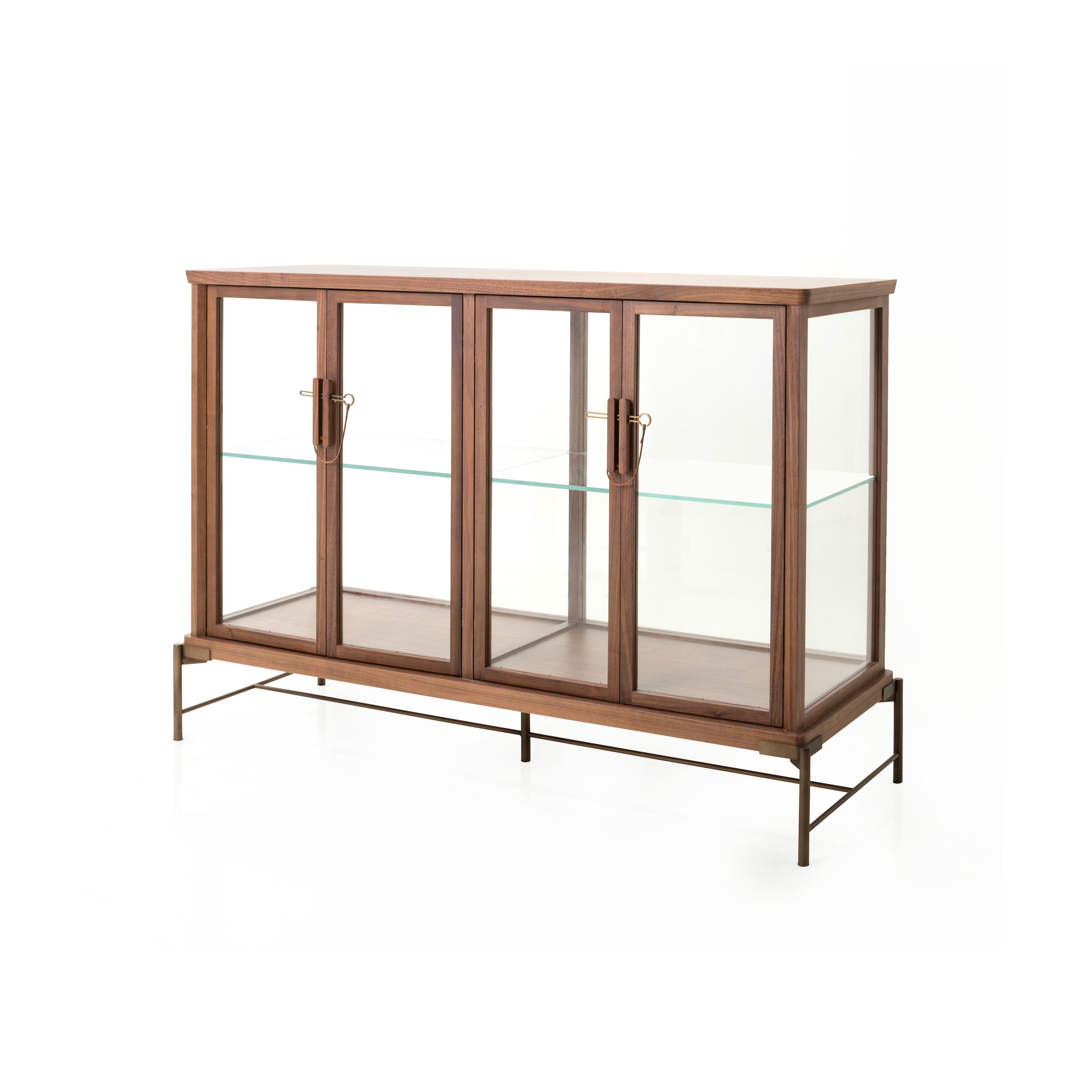 Mostra il prodotto Dowry Cabinet I del produttore Stellar Works