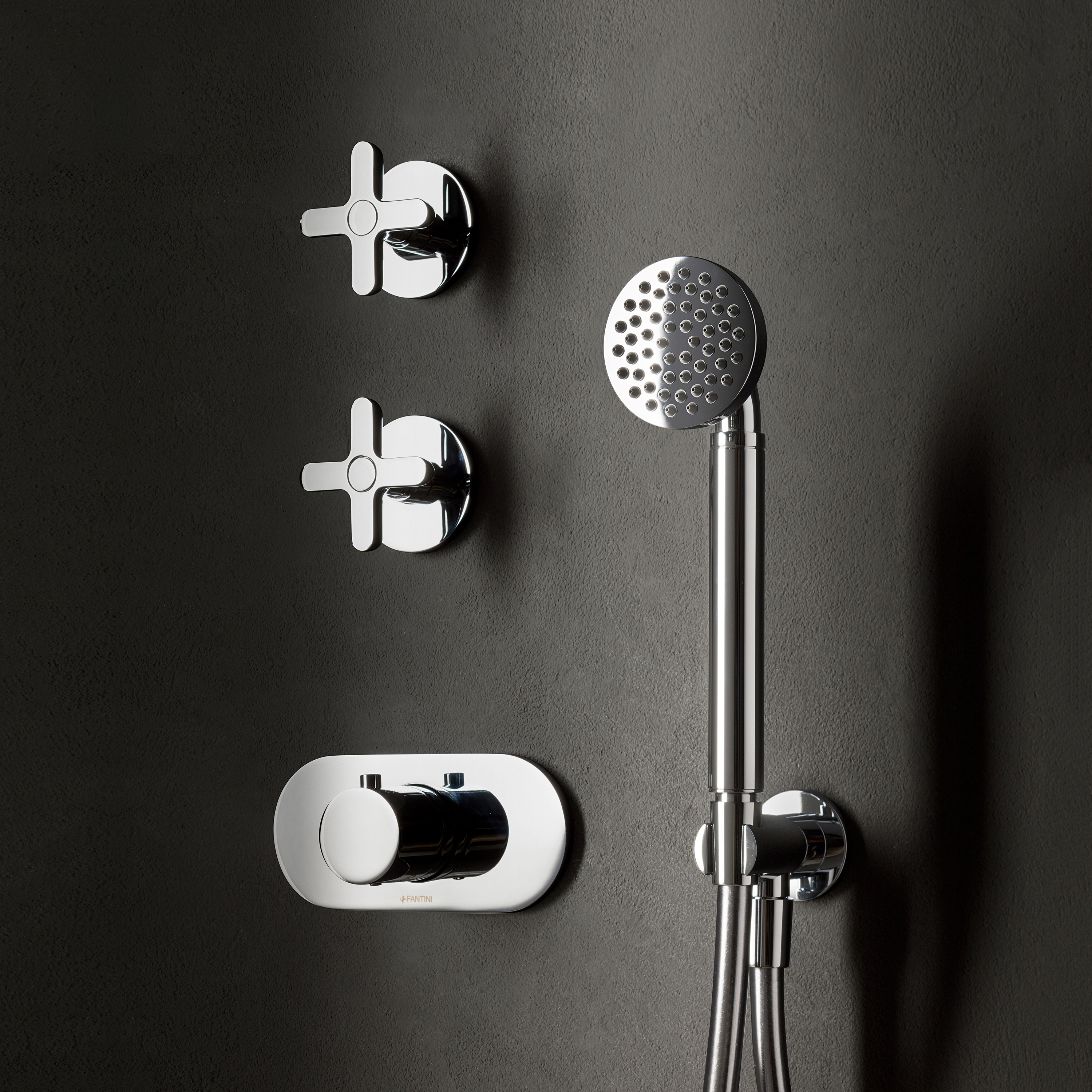 Afficher le produit Icona Classic | Mitigeur thermostatique douche à encastrer 3/4'' - Robinet d'arrêt 3/4'' - Combiné de douche du fabricant Fantini