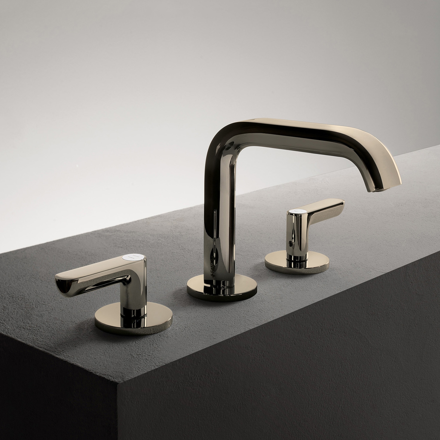 Display product Icona Deco | 3-hole washbasin mixer from manufacturer Fantini