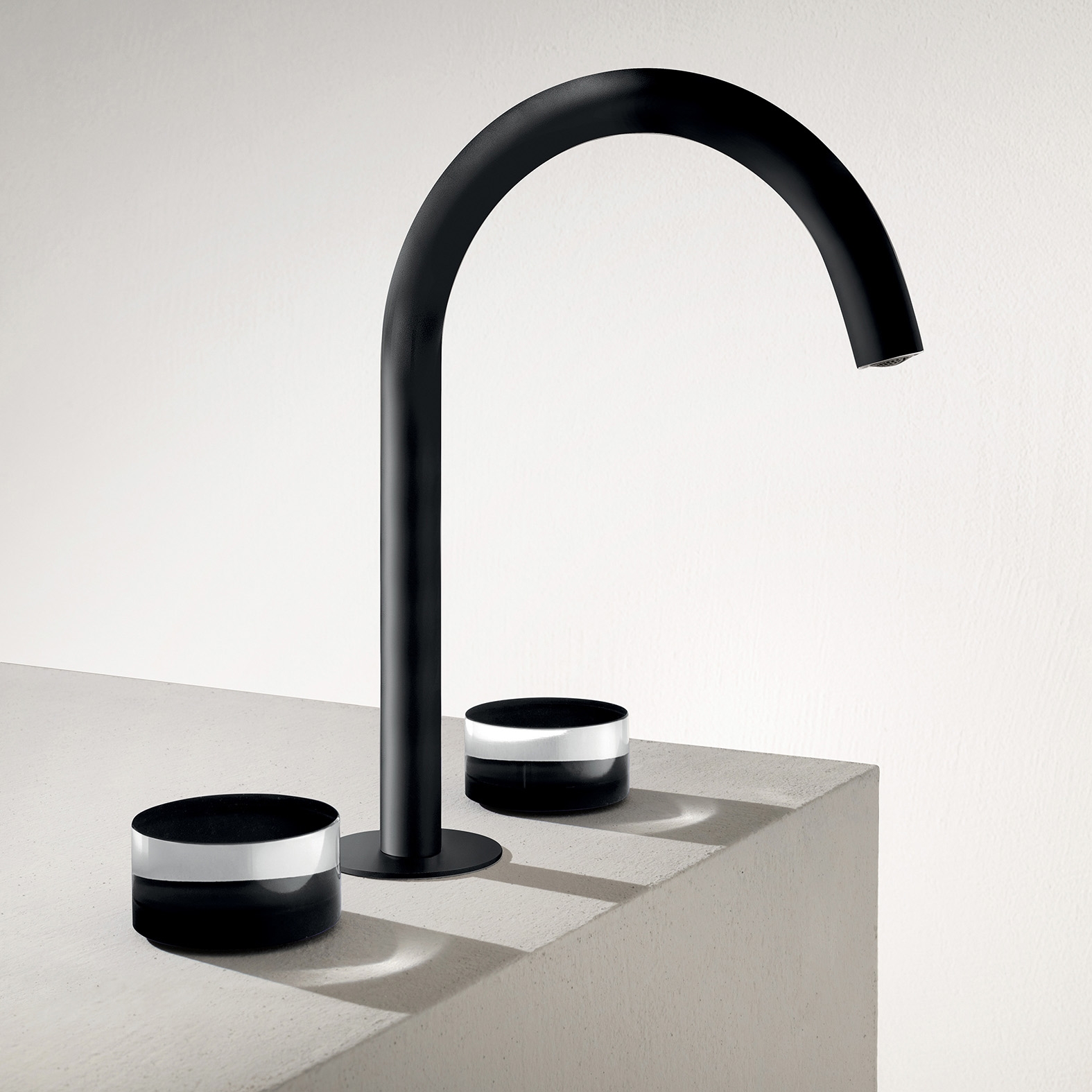Display product Nice | 3-hole washbasin mixer from manufacturer Fantini