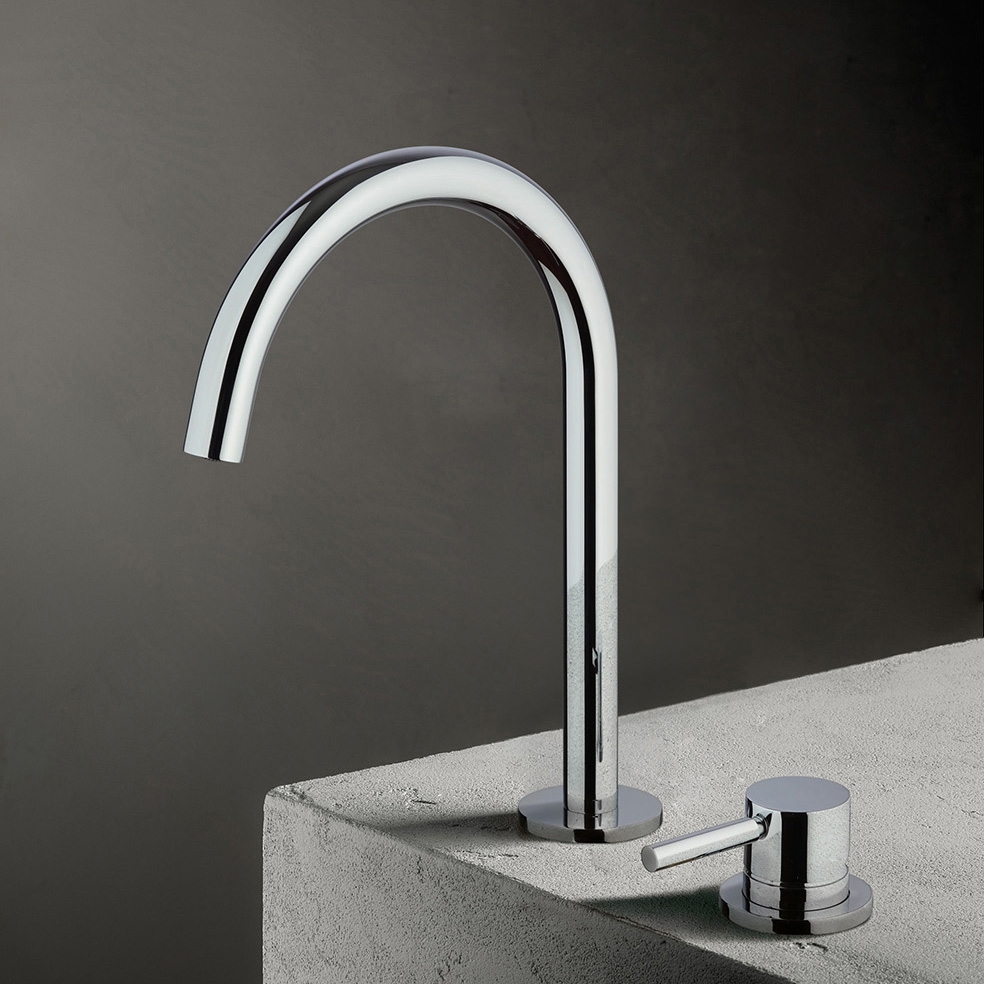 Produkt Nostromo | Deck mounted mixer des Herstellers Fantini anzeigen