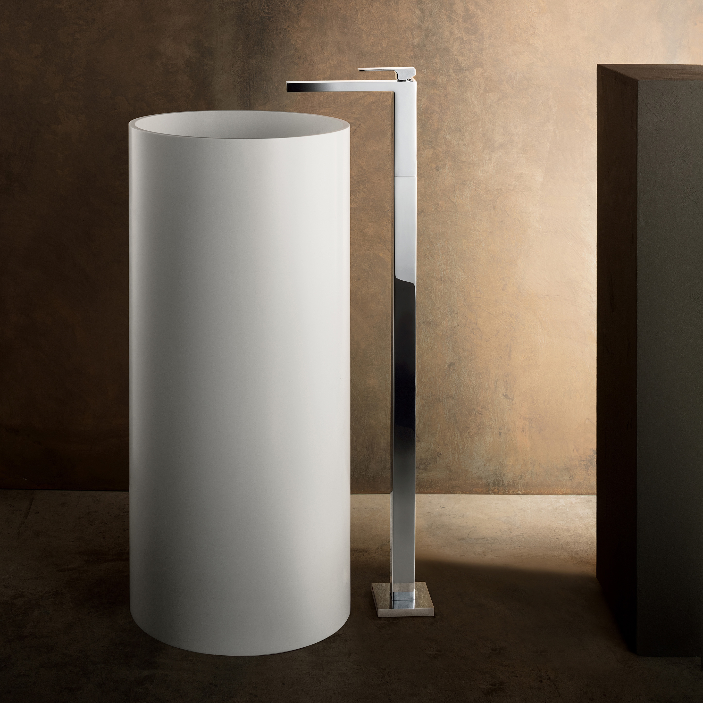 Mostra il prodotto Mint | Floor-mount washbasin mixer del produttore Fantini