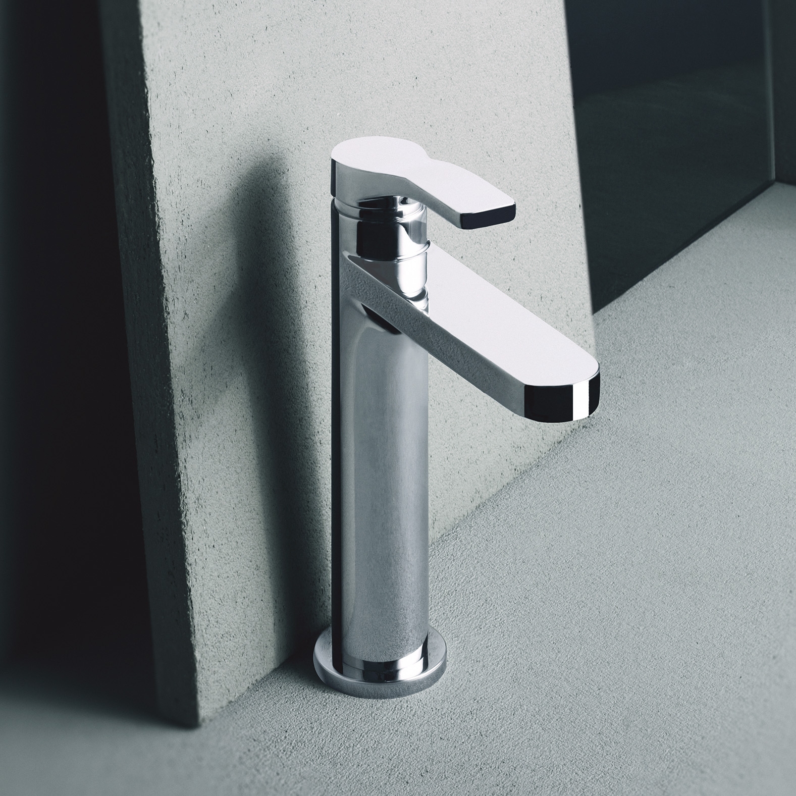 Display product AL/23 Aboutwater Boffi e Fantini | Single-hole washbasin mixer from manufacturer Fantini