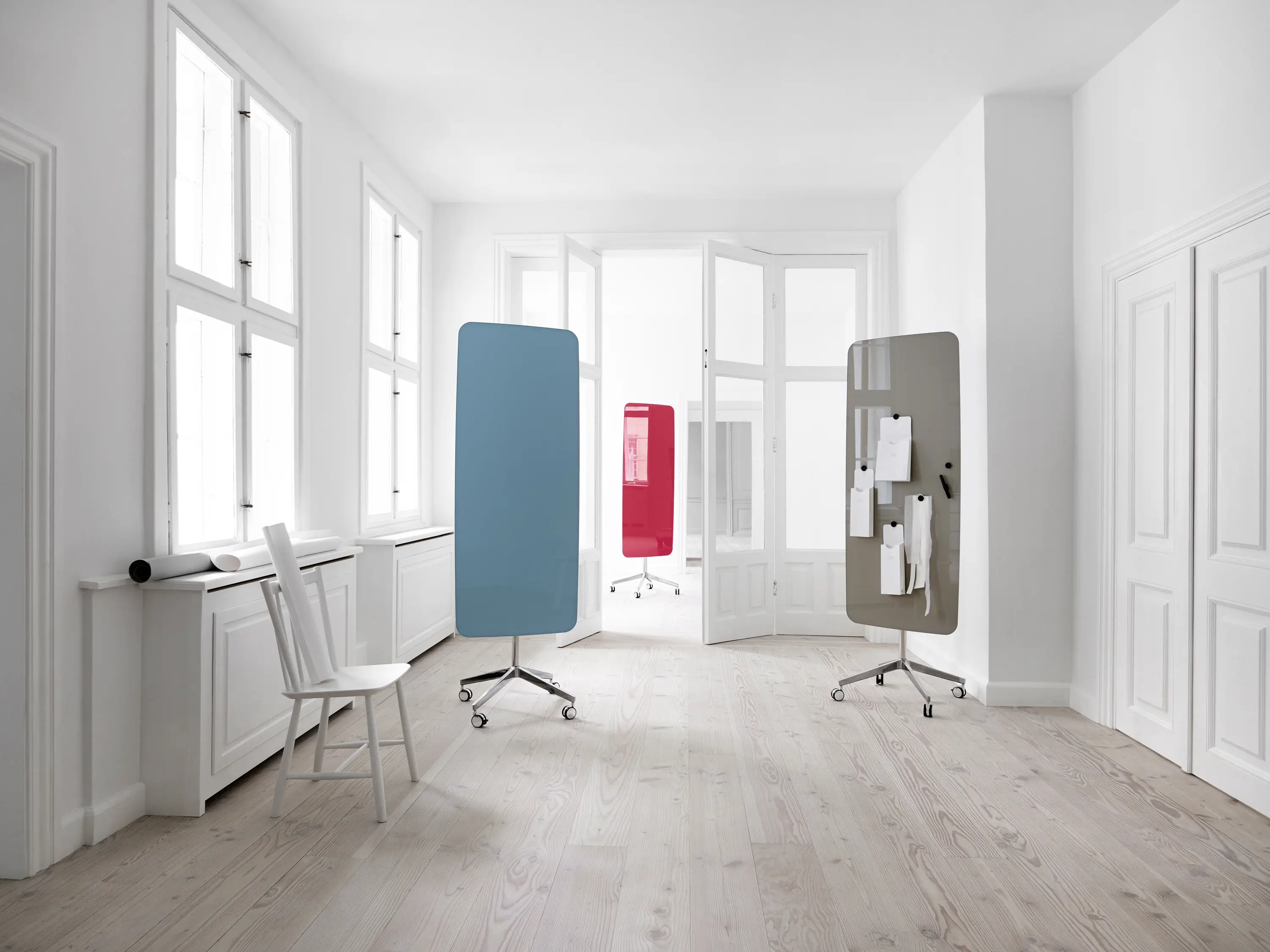 Lintex - Mood Fabric Table