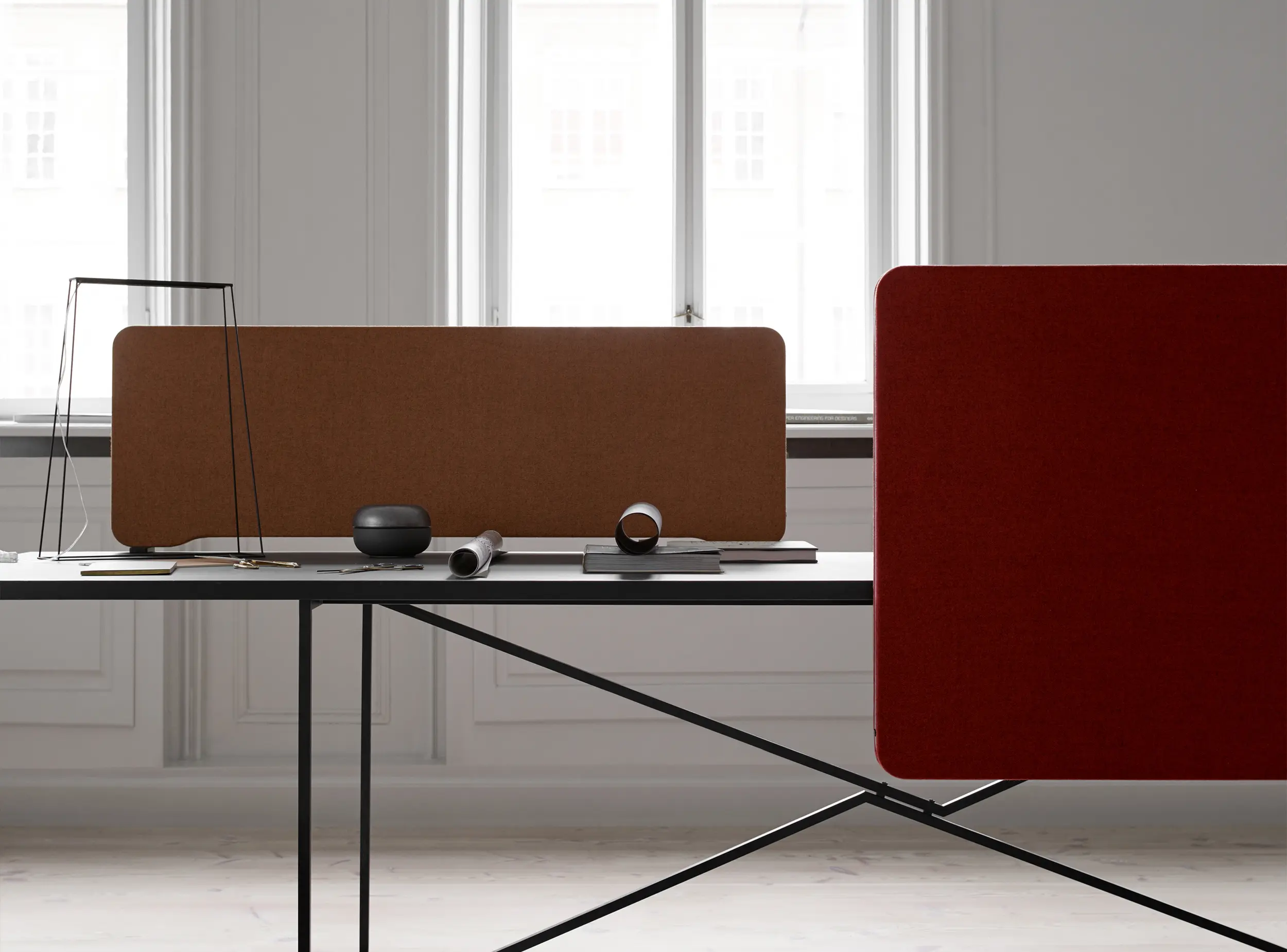 Lintex - Edge Table Screen