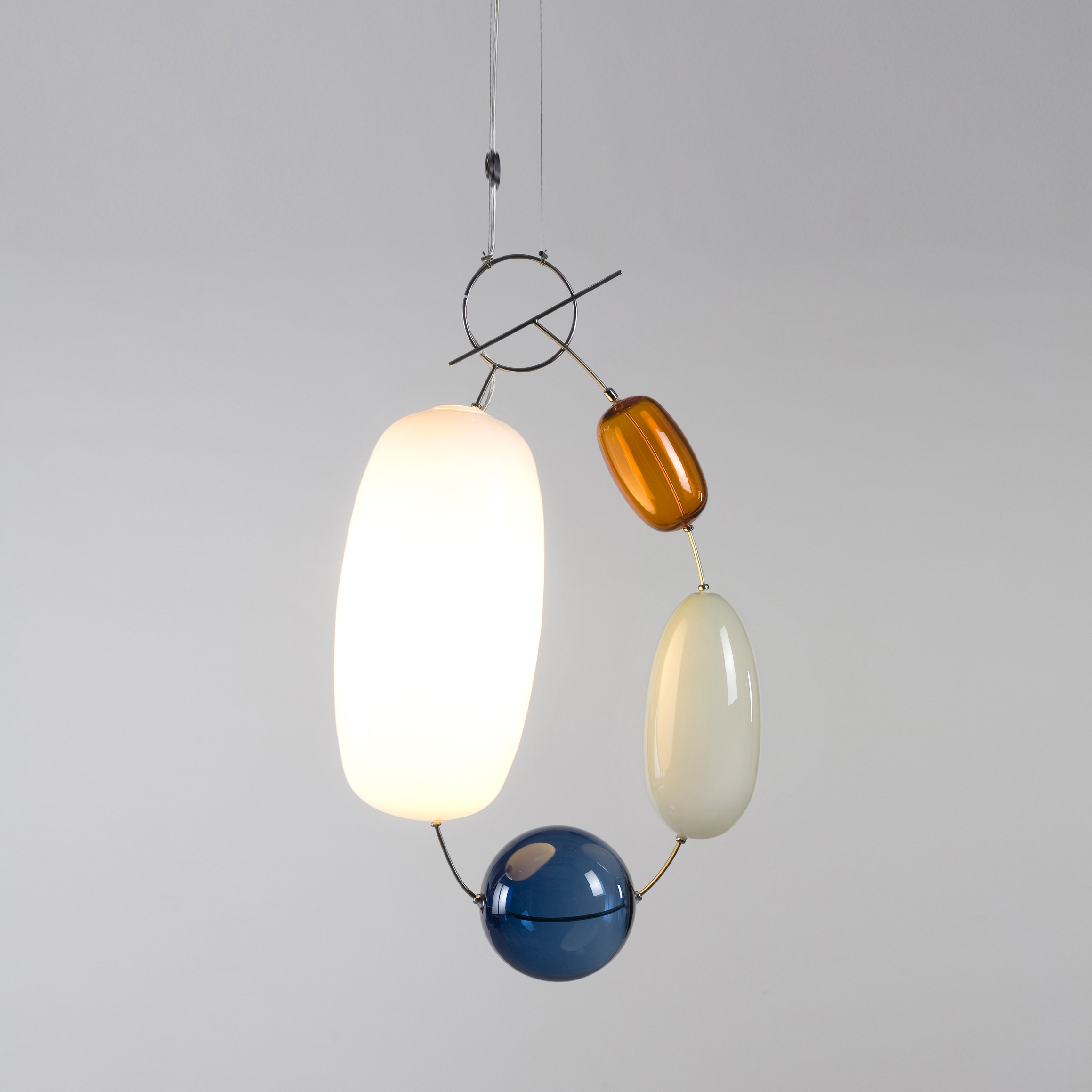 Mostrar el producto Hely lamp del fabricante Klong