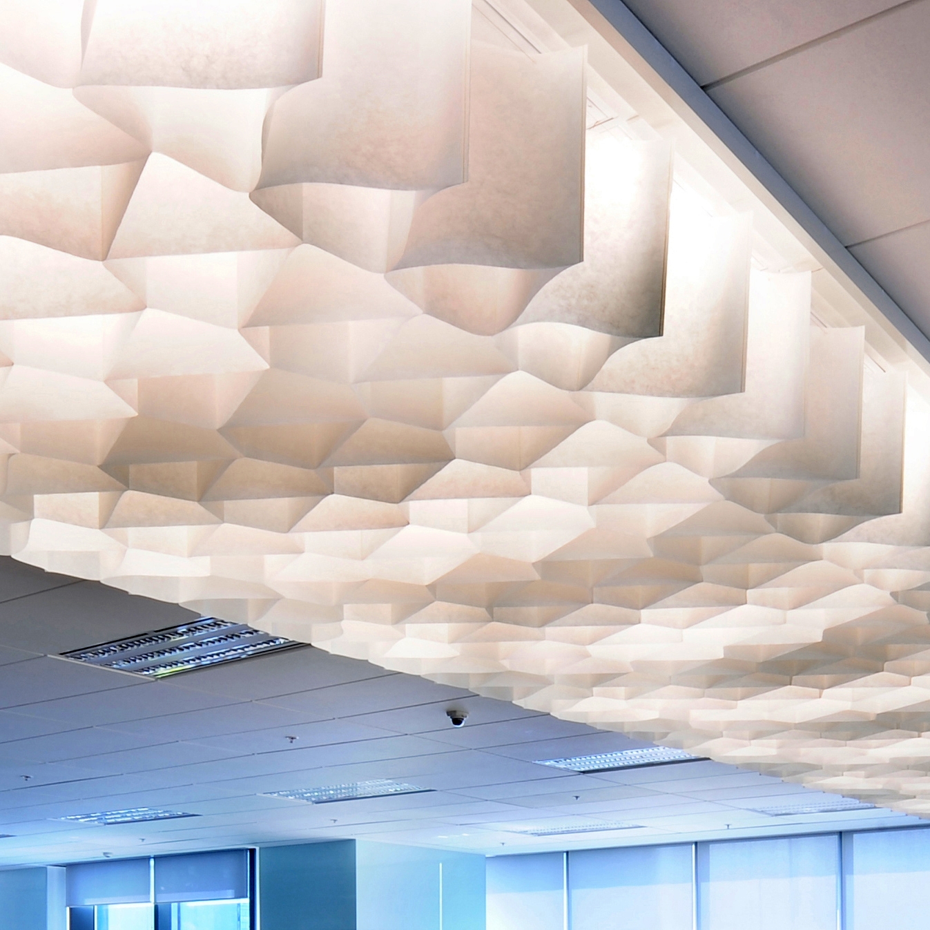 Display product Honeycomb ceiling from manufacturer PROCÉDÉS CHÉNEL
