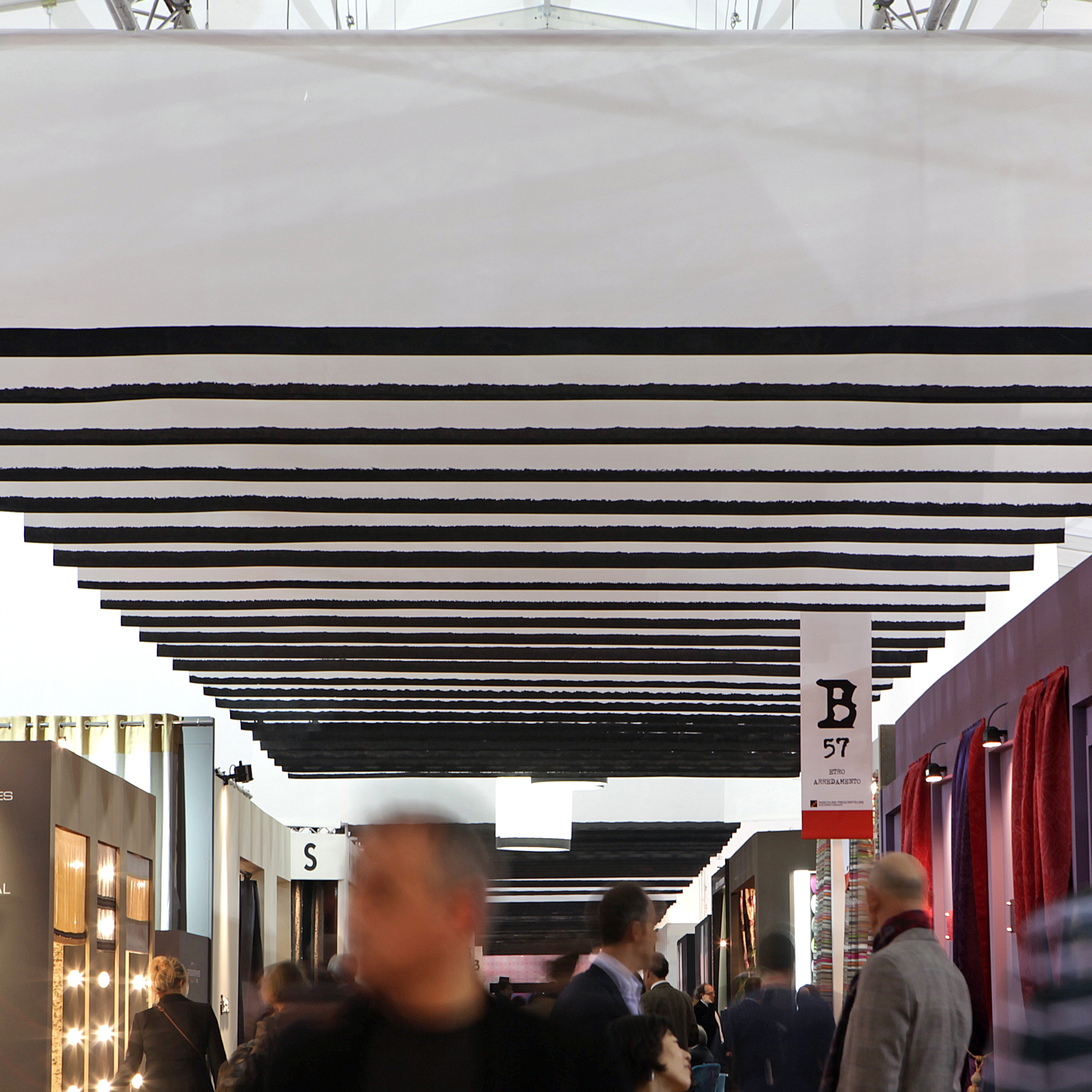 Display product Drop Stripe from manufacturer PROCÉDÉS CHÉNEL