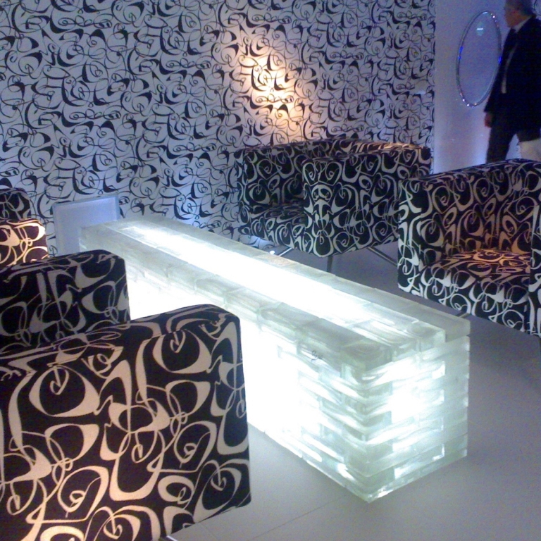 Display product Poesia counter from manufacturer Poesia