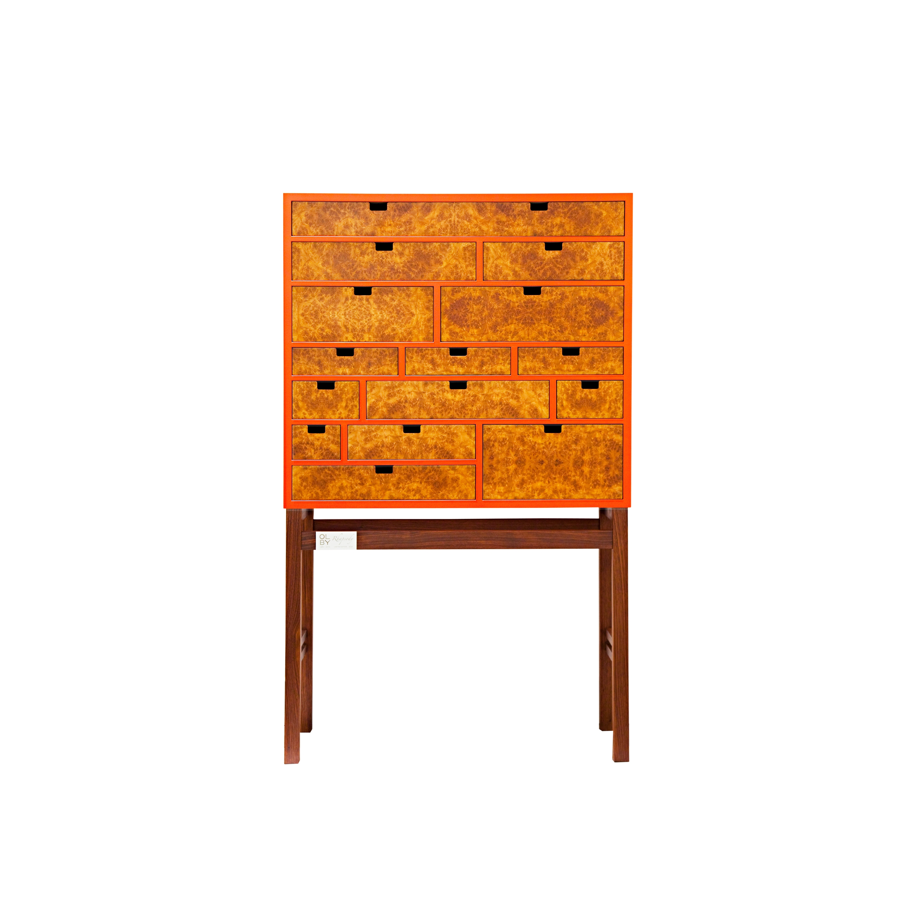 Rhapsody chest of drawers