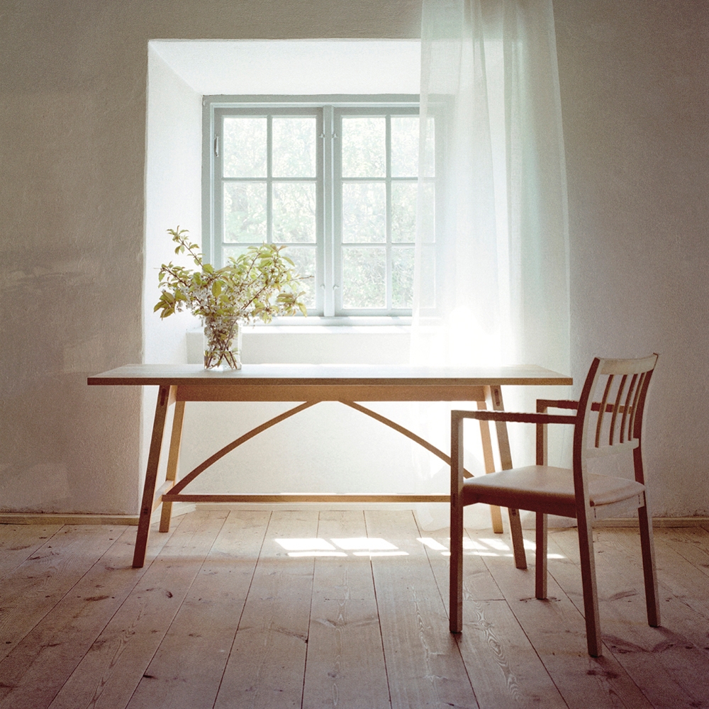 Mostrar el producto England writing desk del fabricante Olby Design