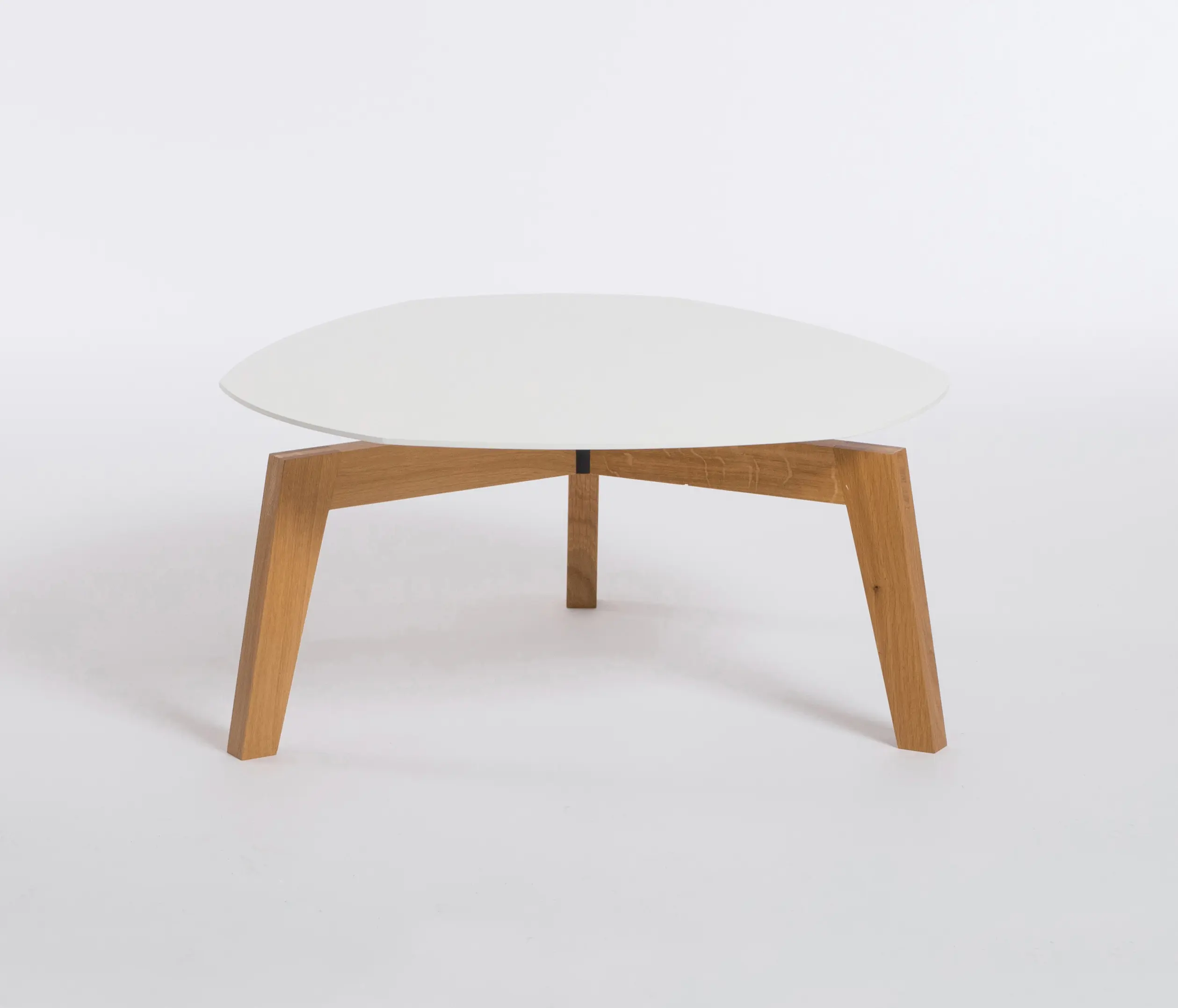 ellenberger - Private Space Sidetable 33