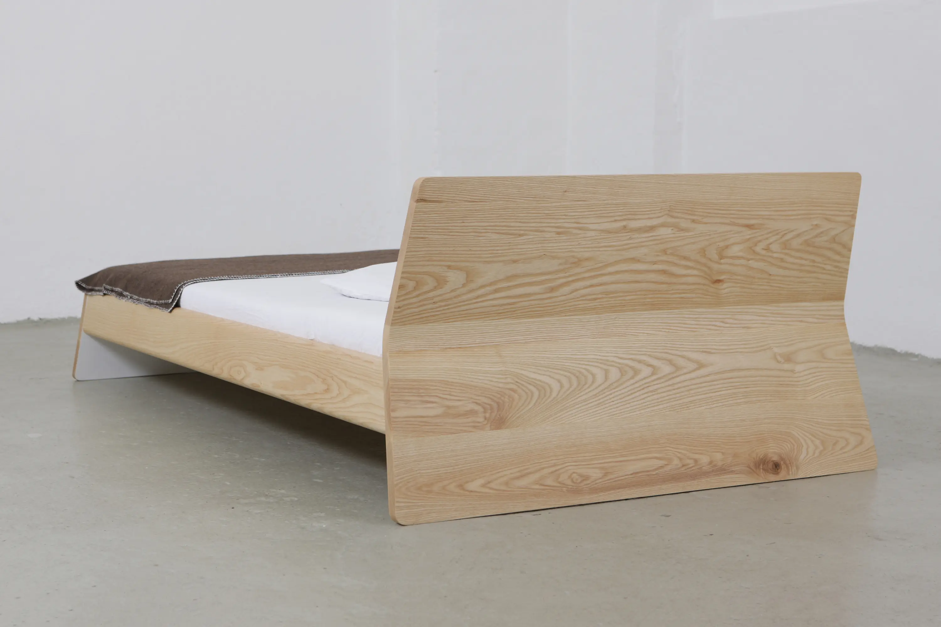 ellenberger - Private Space Bed 100