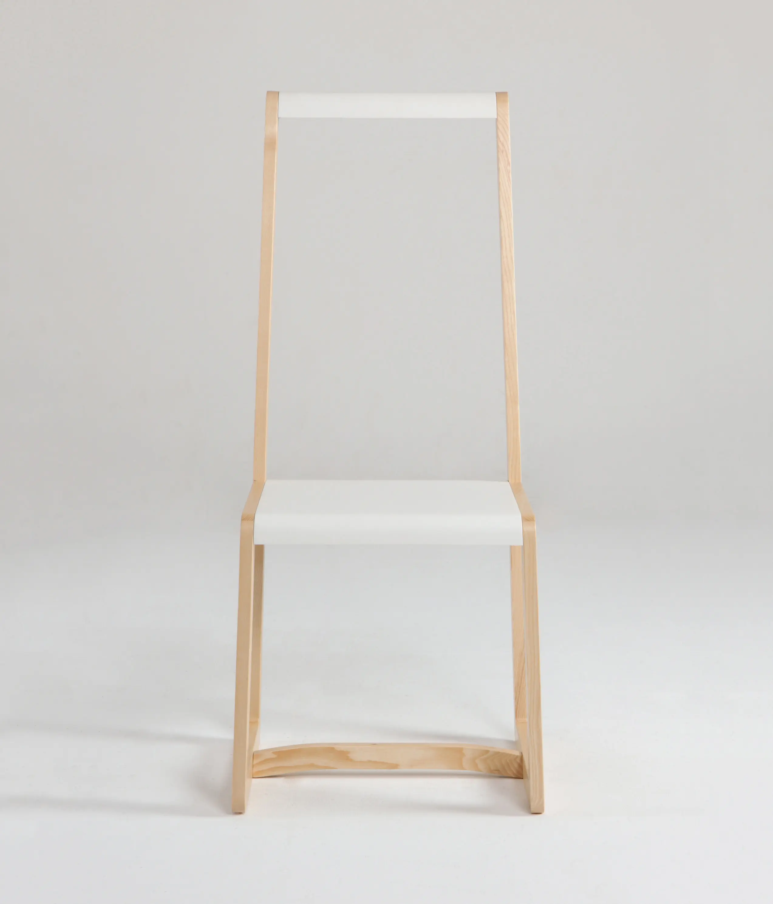 ellenberger - Private Space Valet Stand
