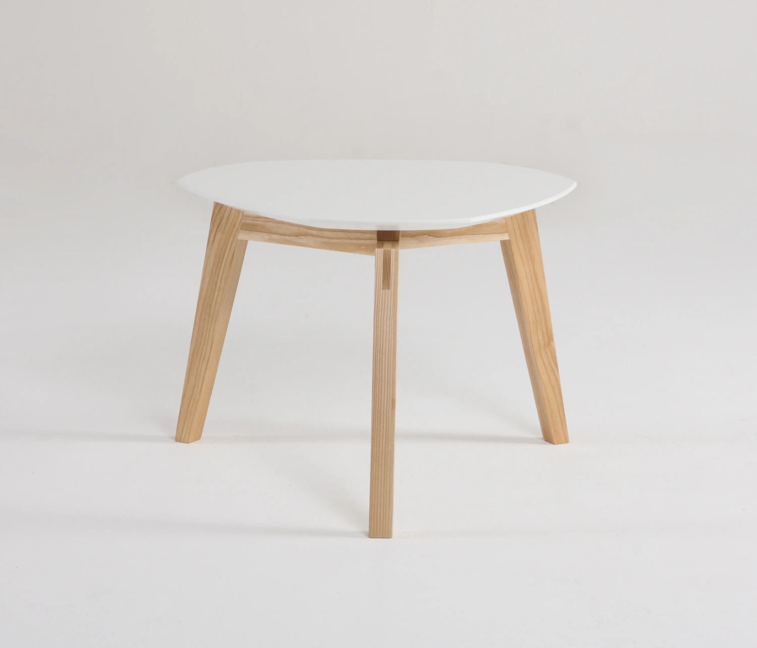 ellenberger - Private Space Sidetable 42