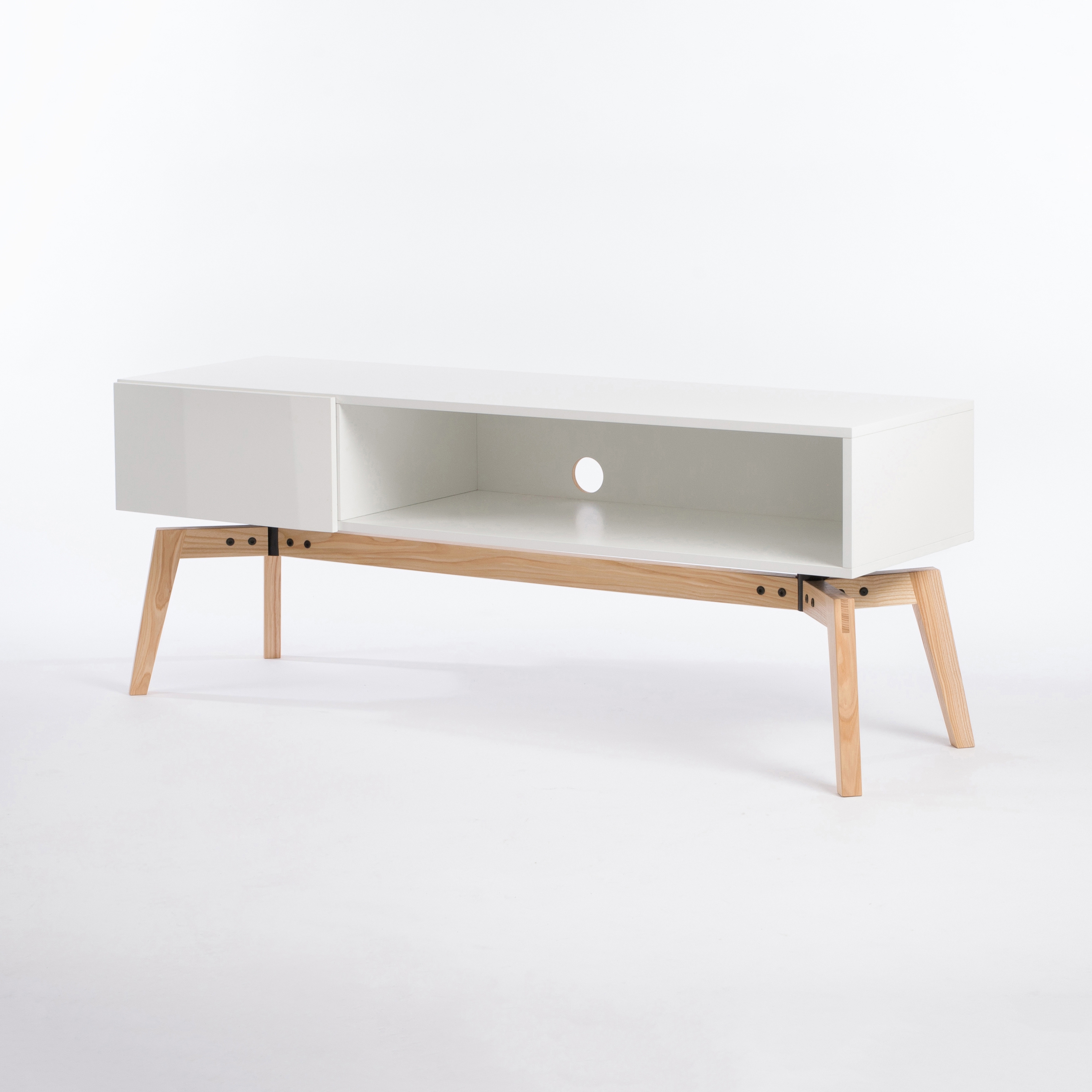 Produkt Private Space TV Board des Herstellers ellenberger anzeigen