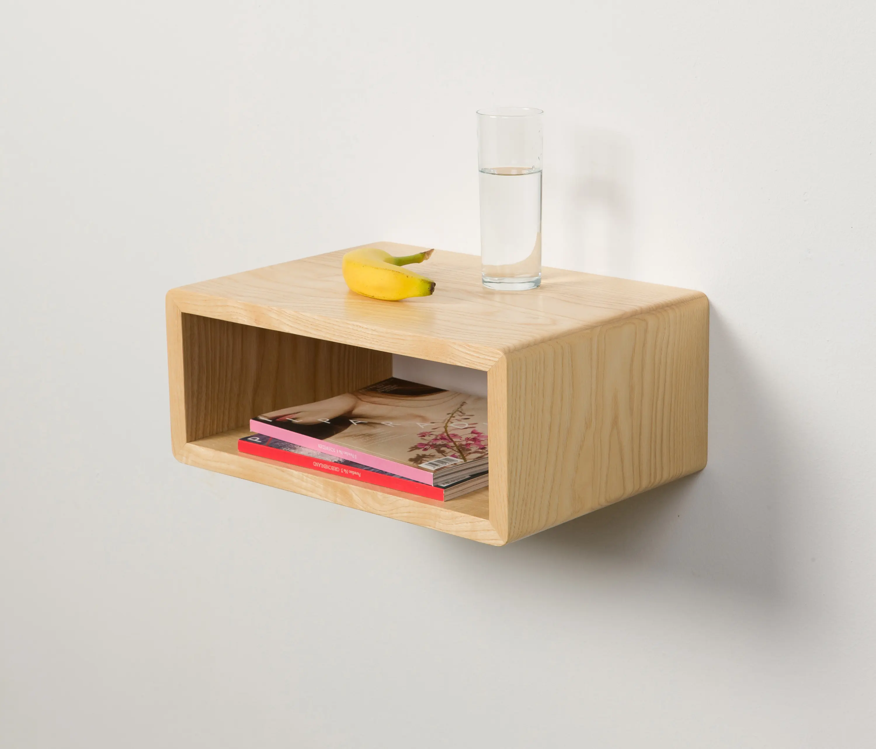 ellenberger - Private Space Nightstand