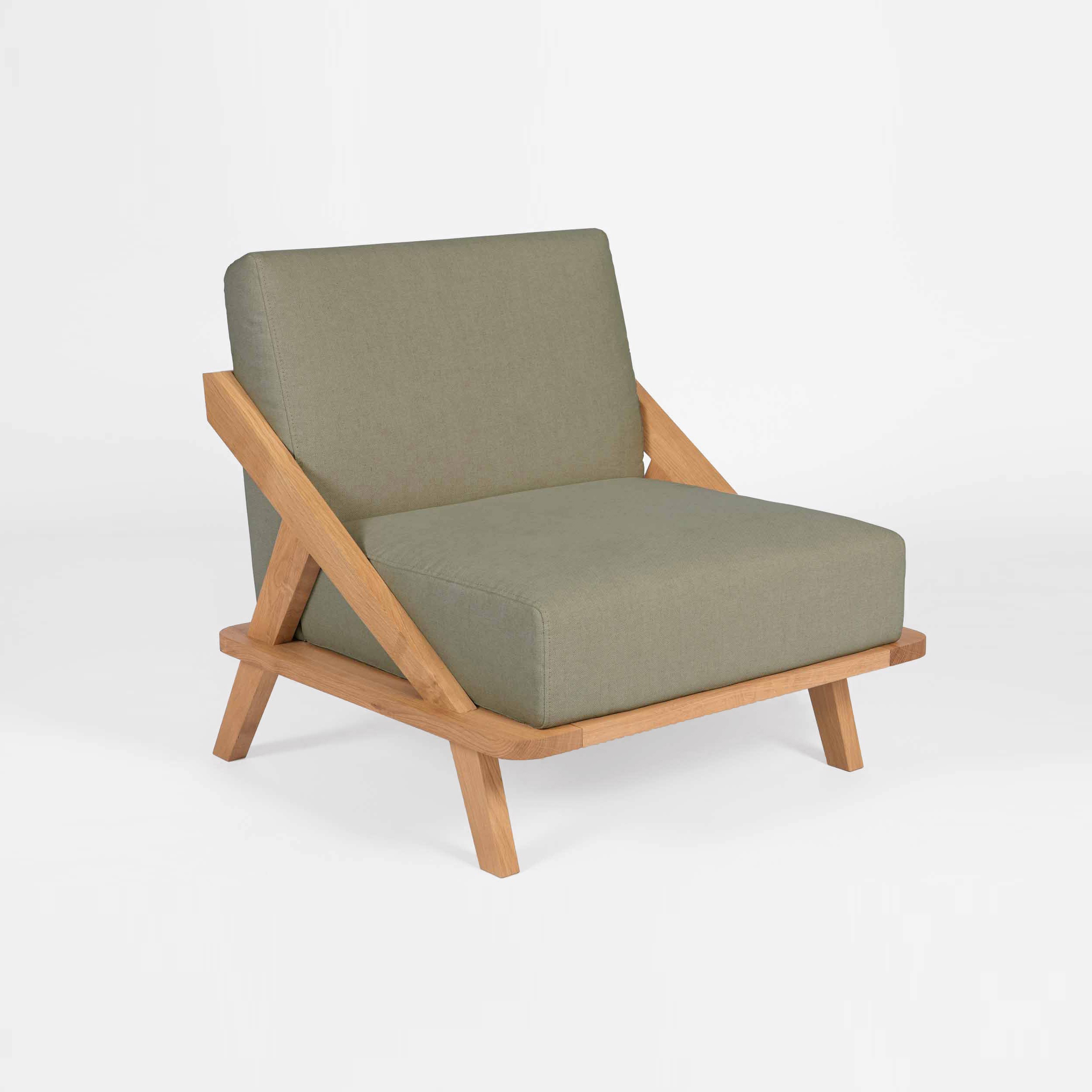 Nordic Space Chair