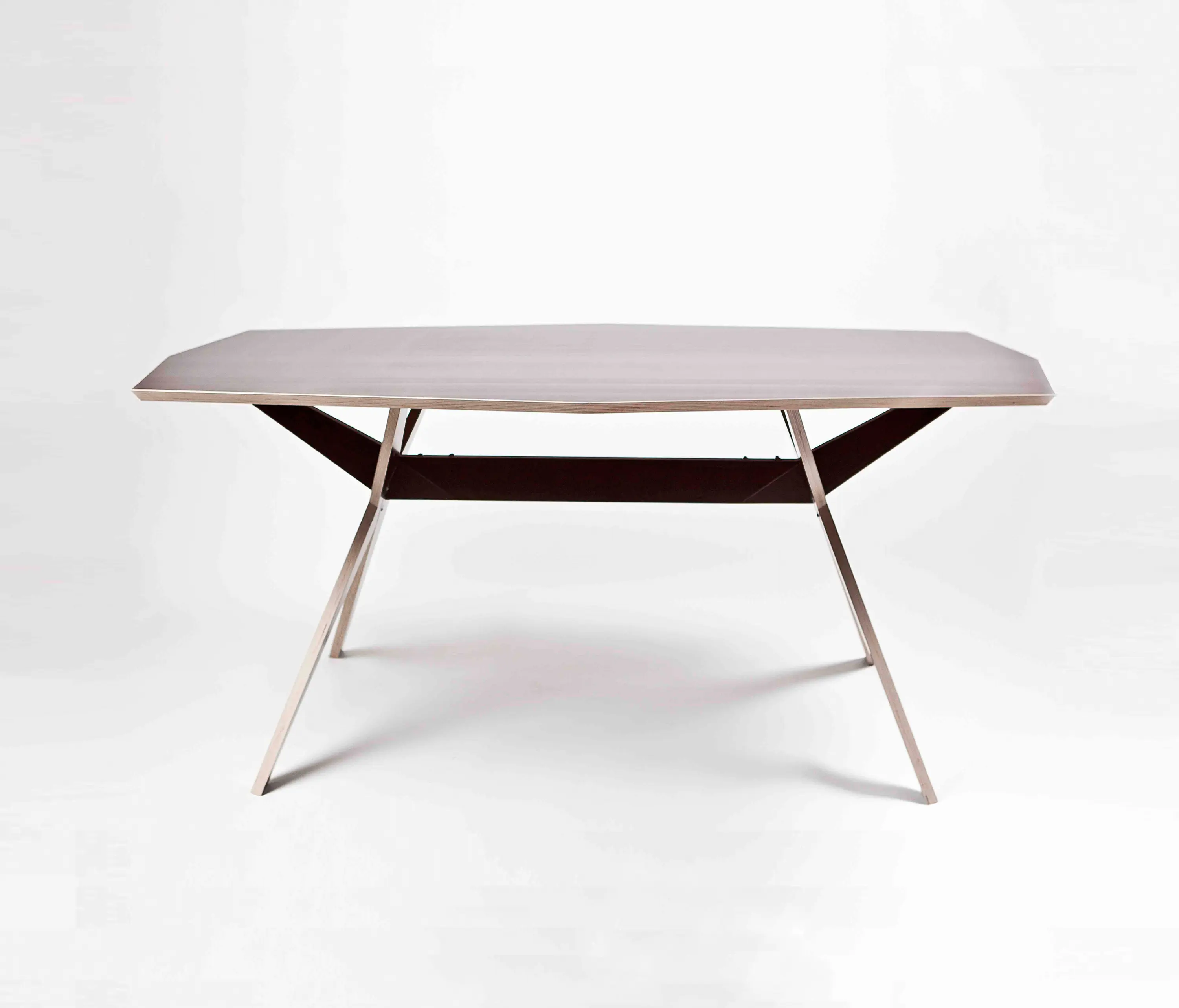 Kyburz Produktdesign - NW 208 Table