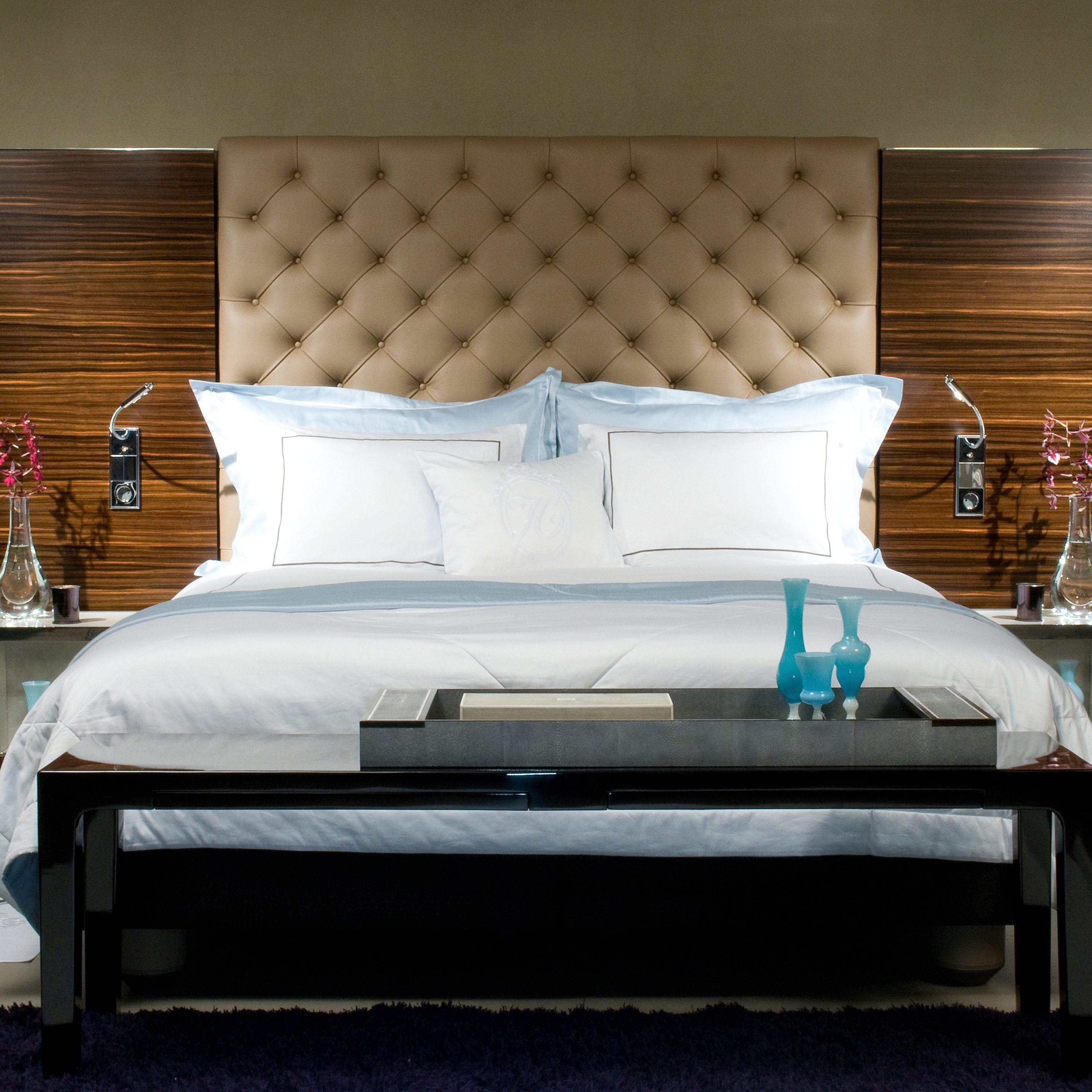 Afficher le produit Shanghai headboard du fabricant Nilson Handmade Beds