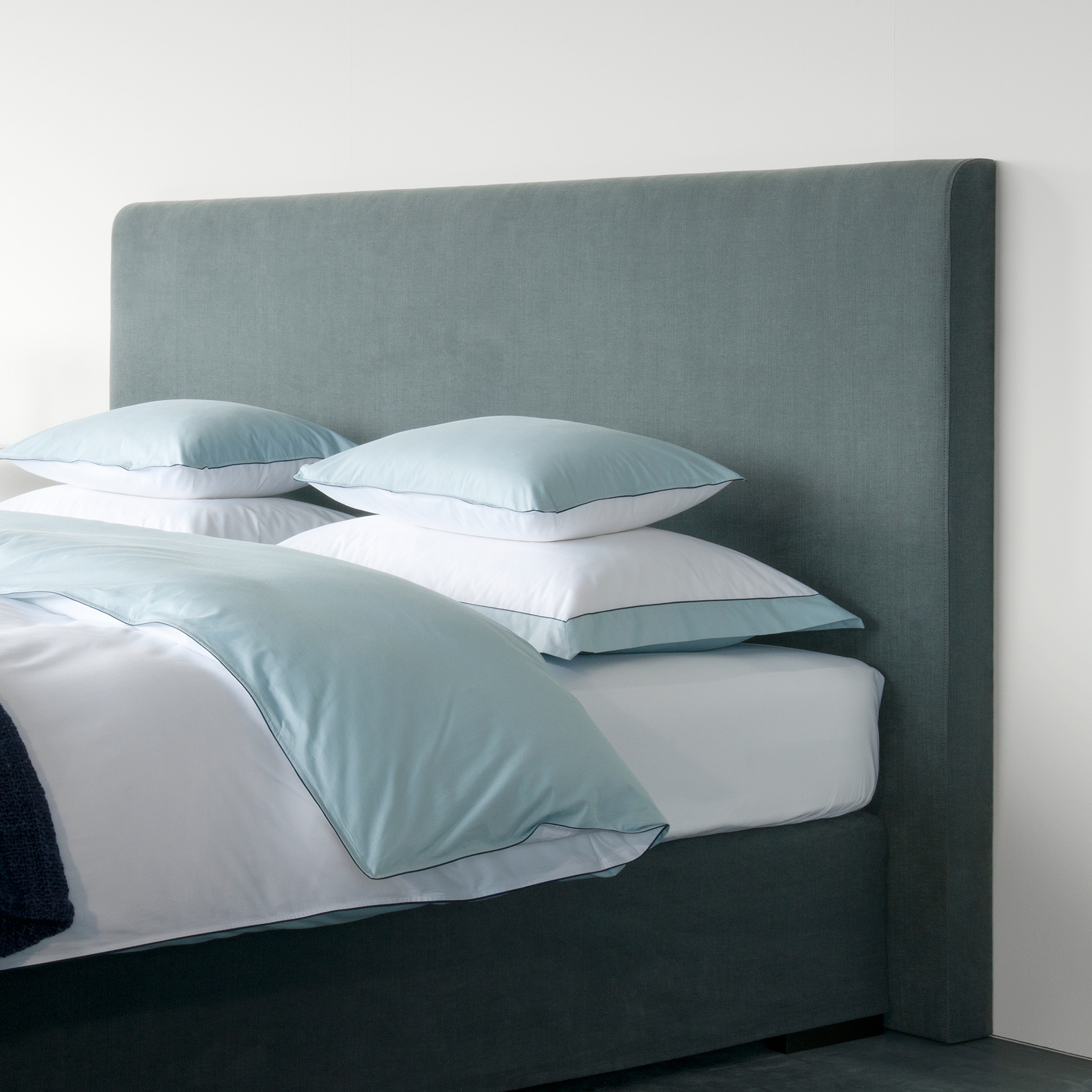Mostrar el producto Timeless headboard del fabricante Nilson Handmade Beds