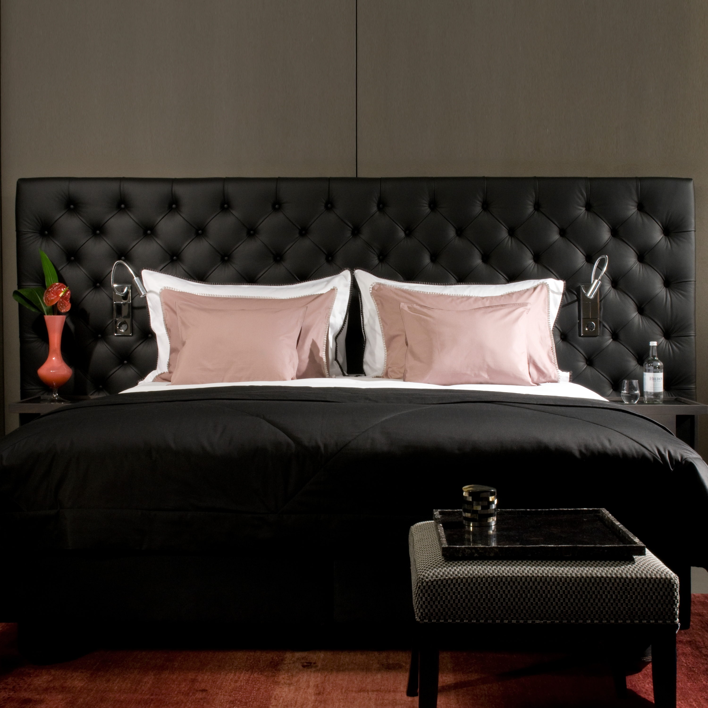 Mostrar el producto Vienna headboard del fabricante Nilson Handmade Beds