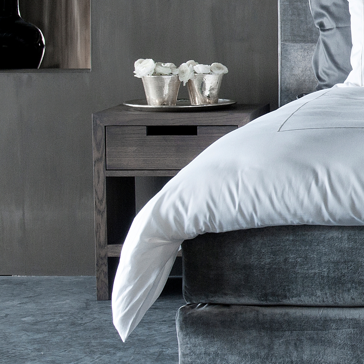 Mostra il prodotto Allegro table with drawer del produttore Nilson Handmade Beds