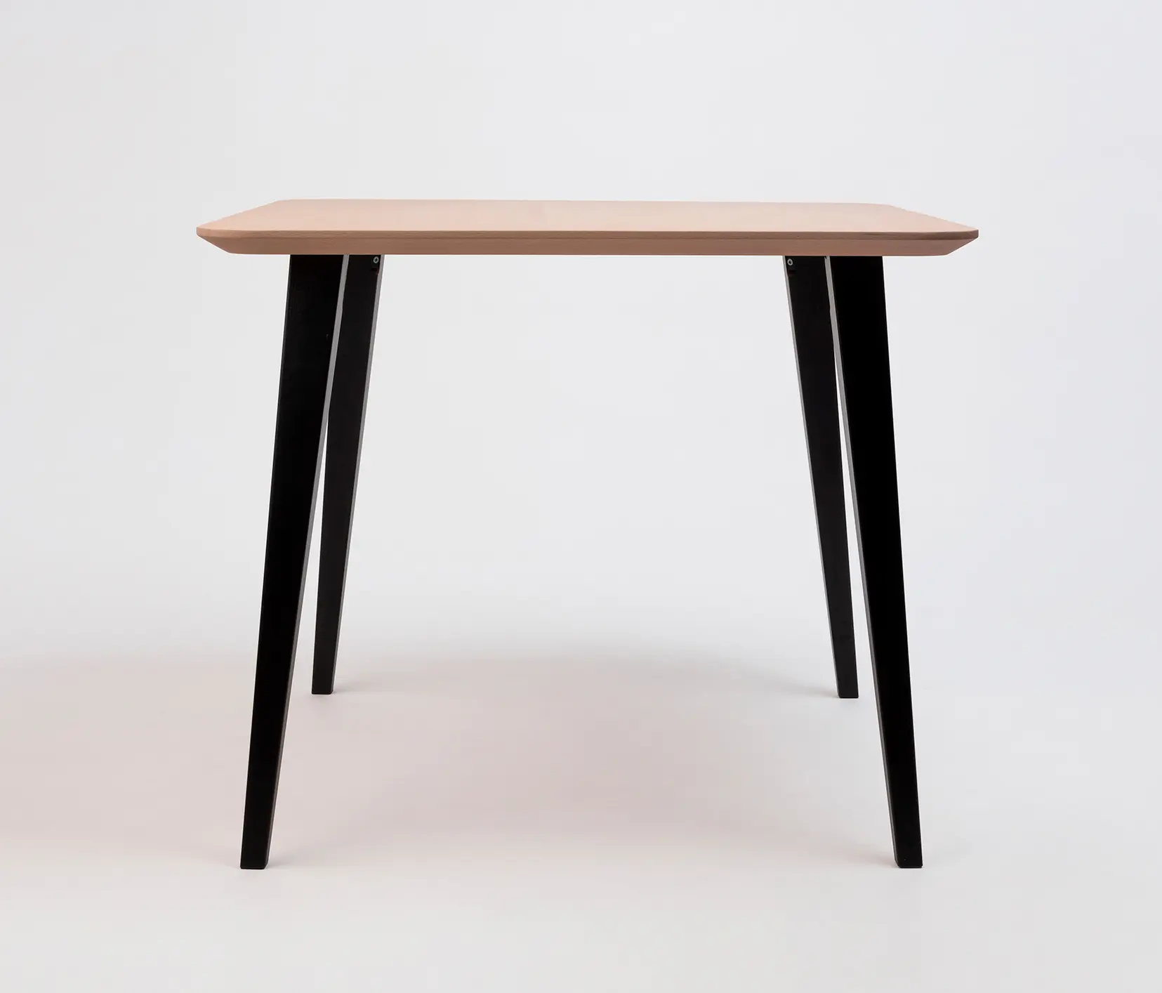 ONDARRETA - Bob Table Square
