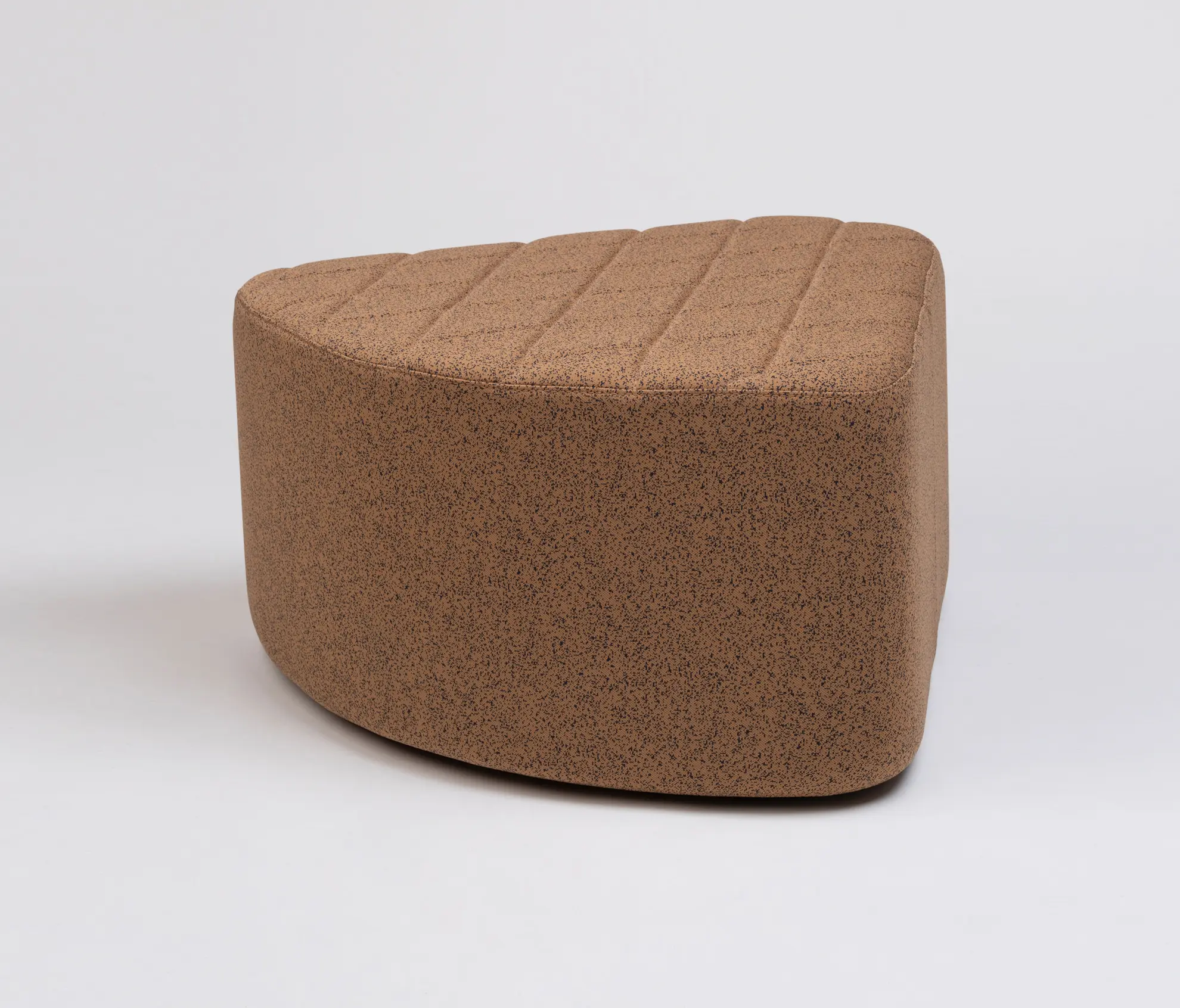 ONDARRETA - Aia Pouf