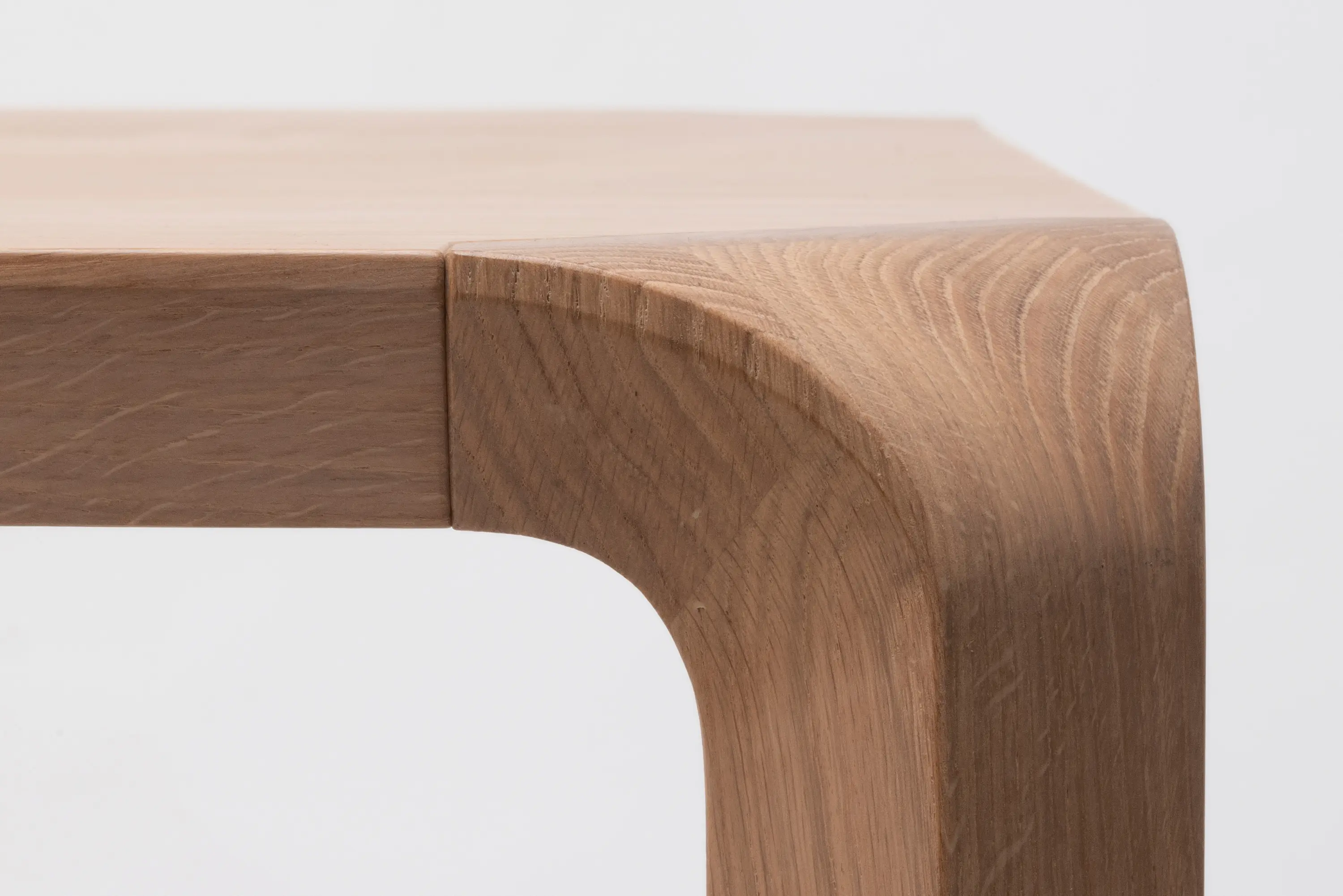 ONDARRETA - Silu Table