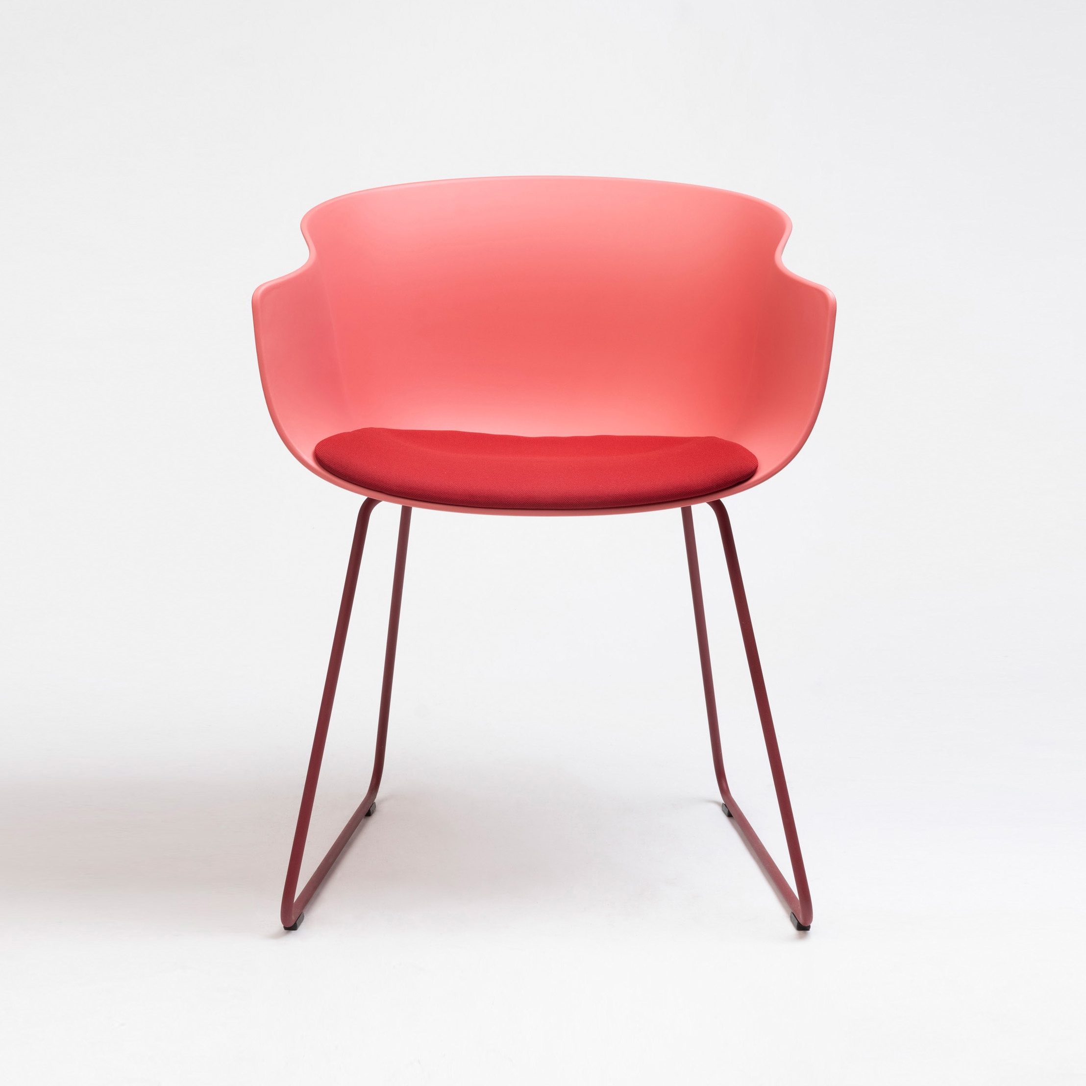 Mostra il prodotto Bai Sled Chair del produttore ONDARRETA