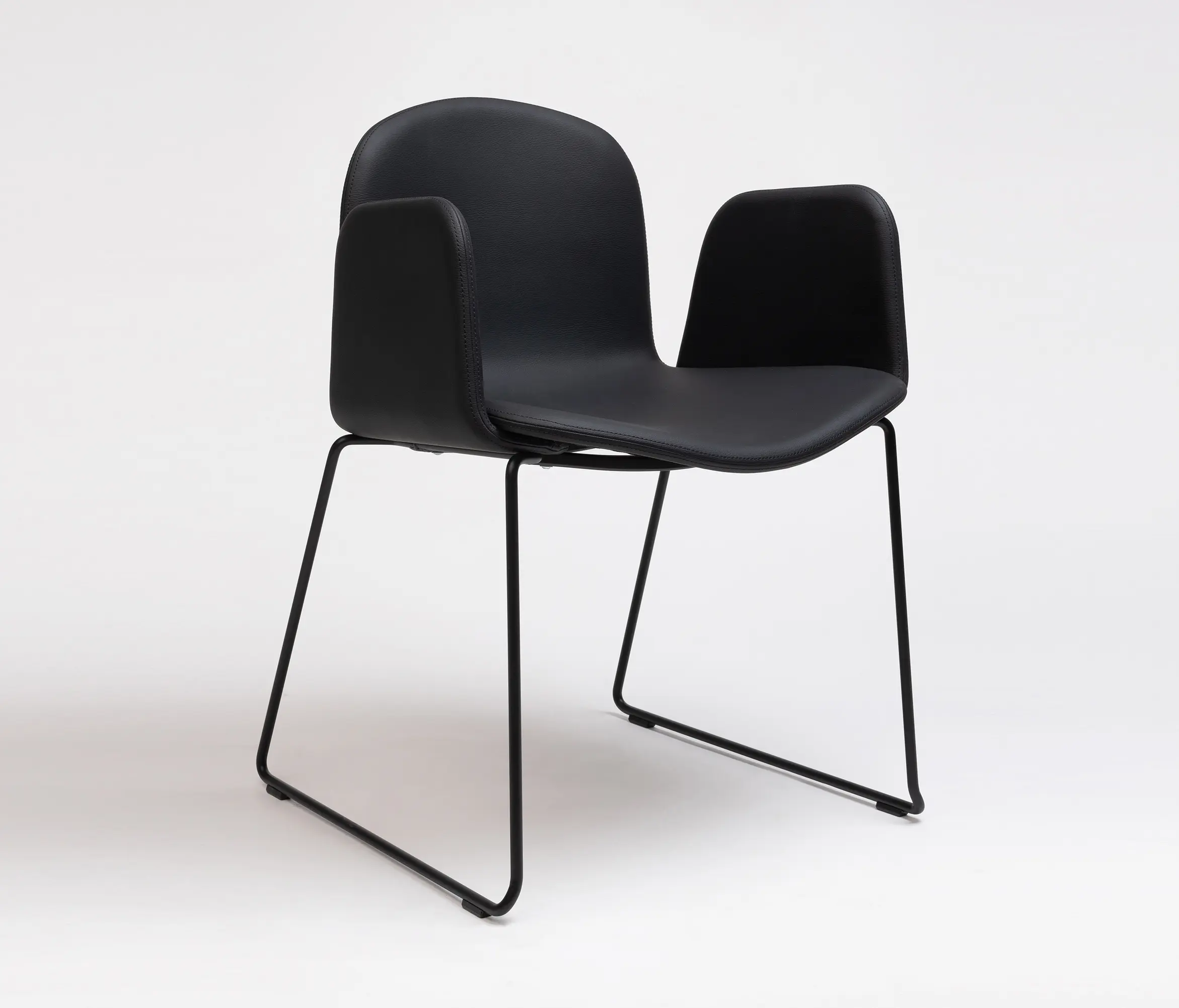 ONDARRETA - Bob XL Sled Chair With Armrests