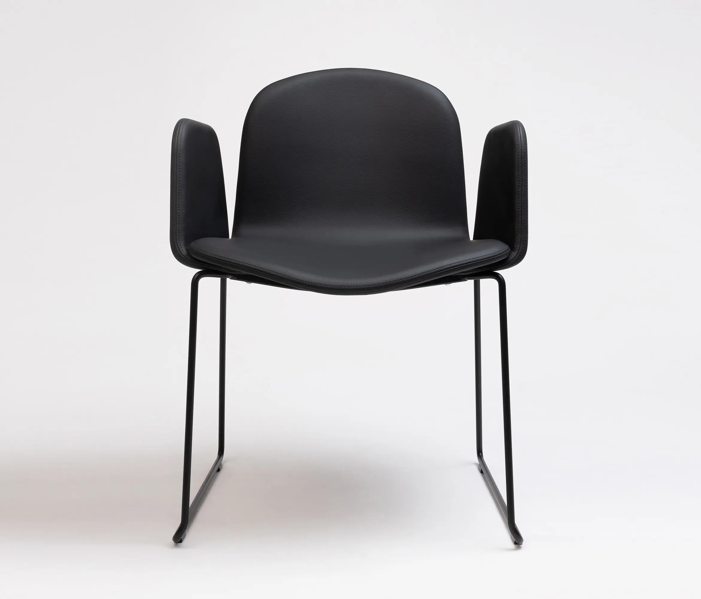 ONDARRETA - Bob XL Sled Chair With Armrests