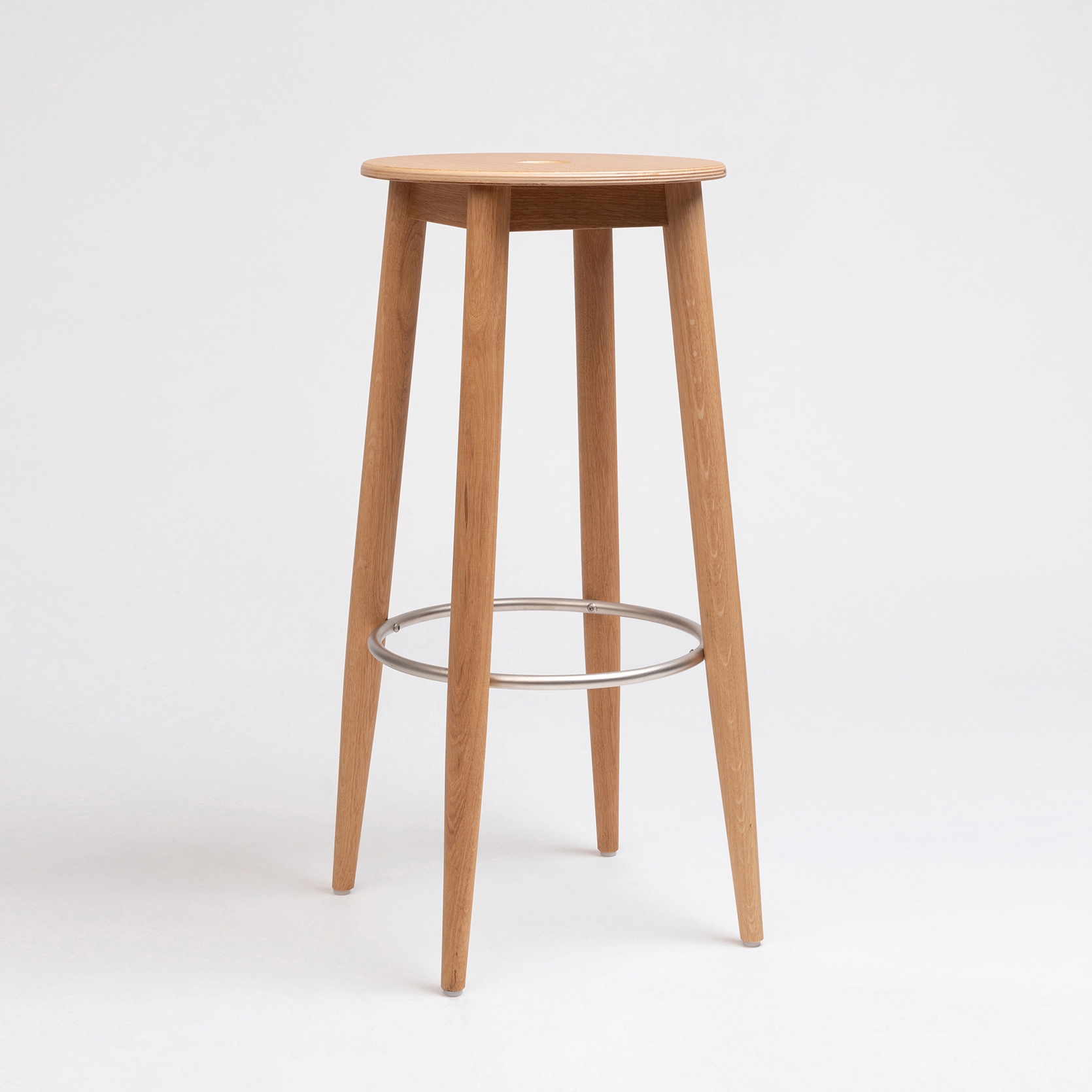 Mostrar el producto Oto Taburete H75 del fabricante ONDARRETA
